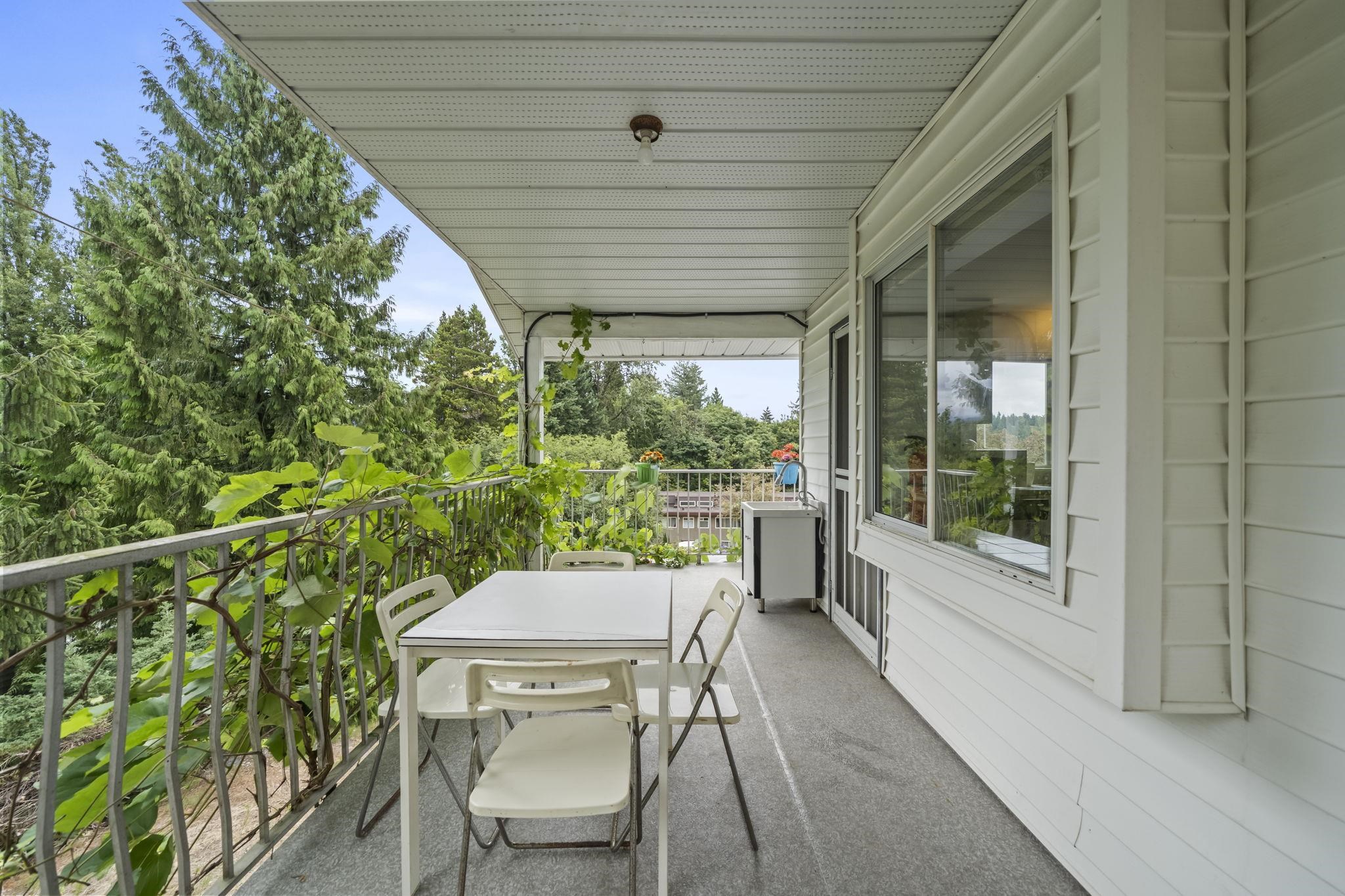 1125 CECILE DRIVE