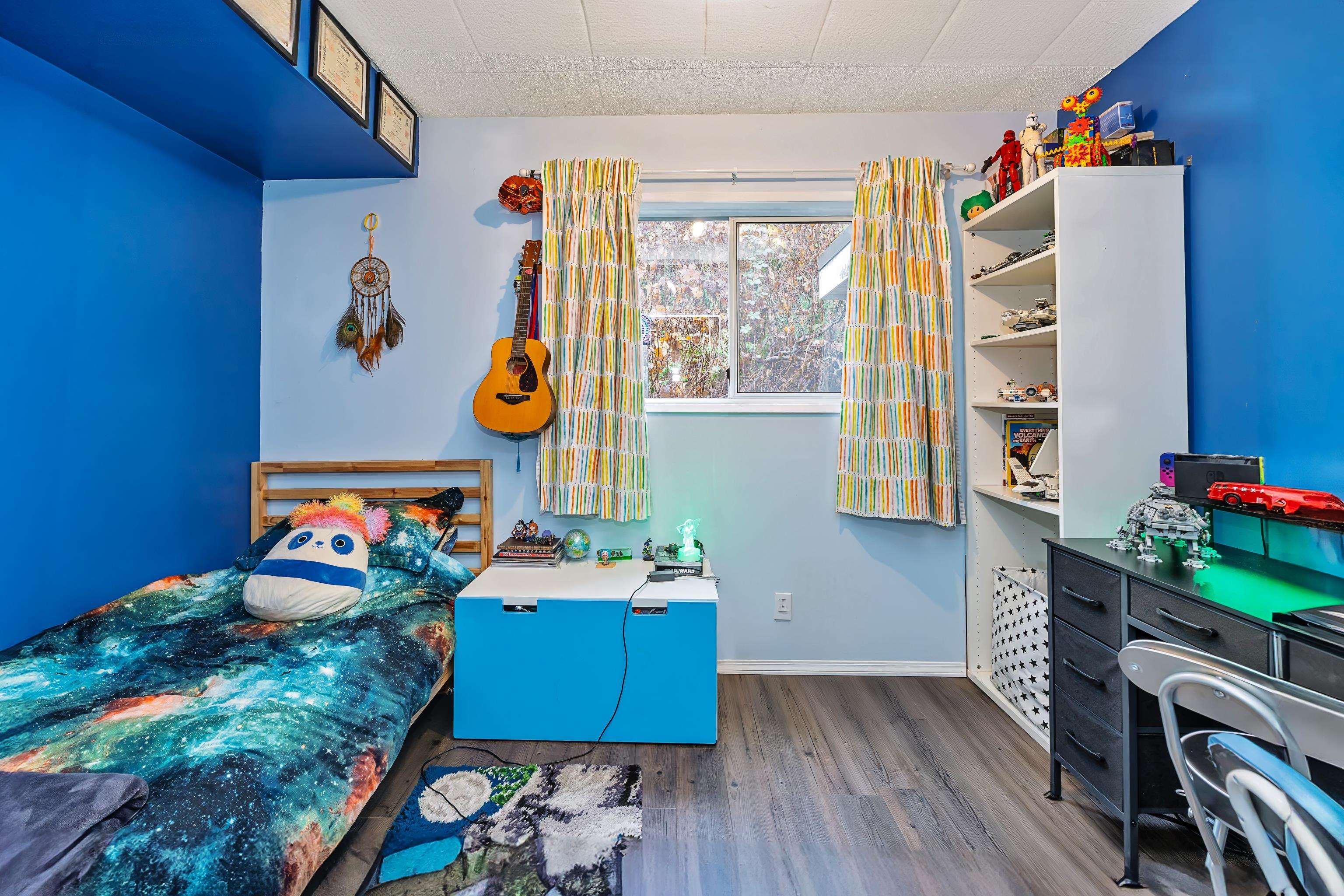 2133 HOPE STREET