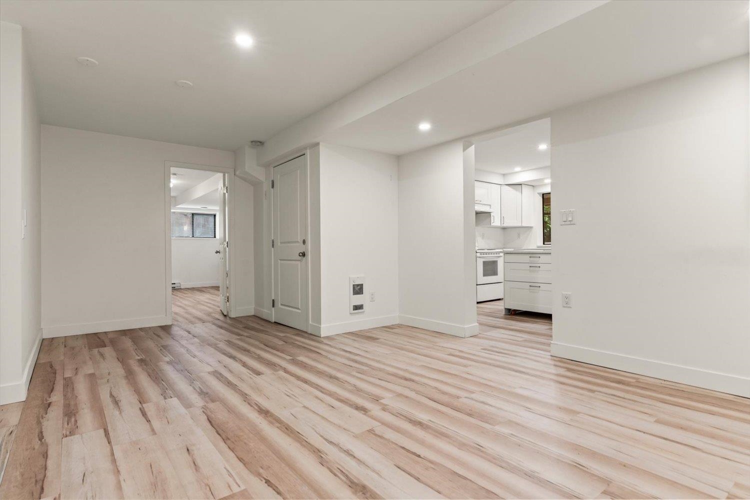 2470 WOODSTOCK DRIVE