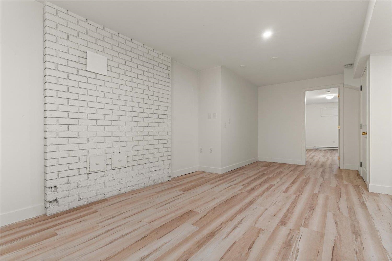 2470 WOODSTOCK DRIVE