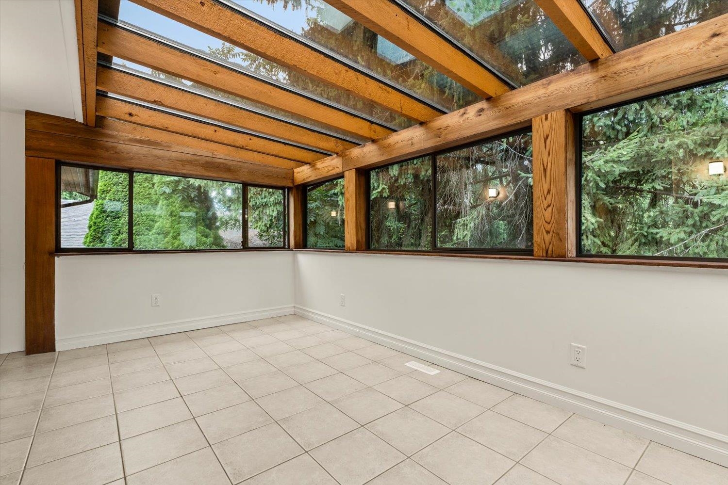 2470 WOODSTOCK DRIVE