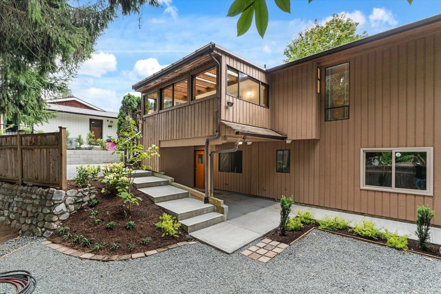 2470 WOODSTOCK DRIVE