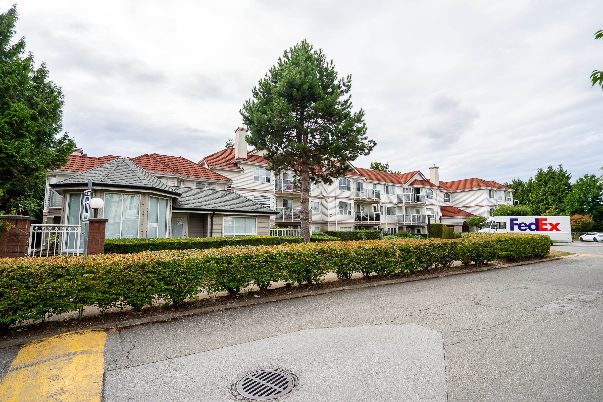 212 12733 72 AVENUE