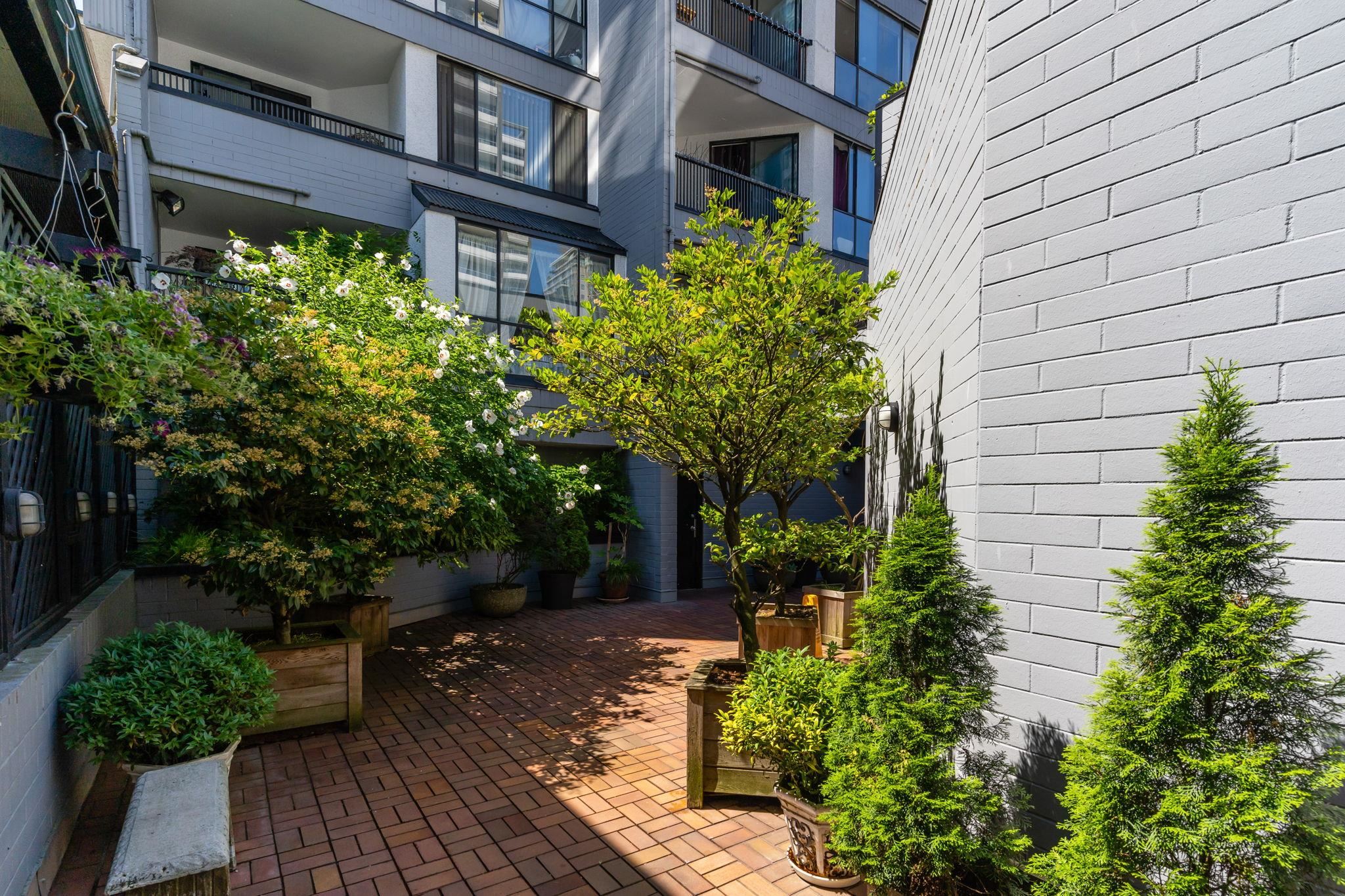 1270 ROBSON STREET