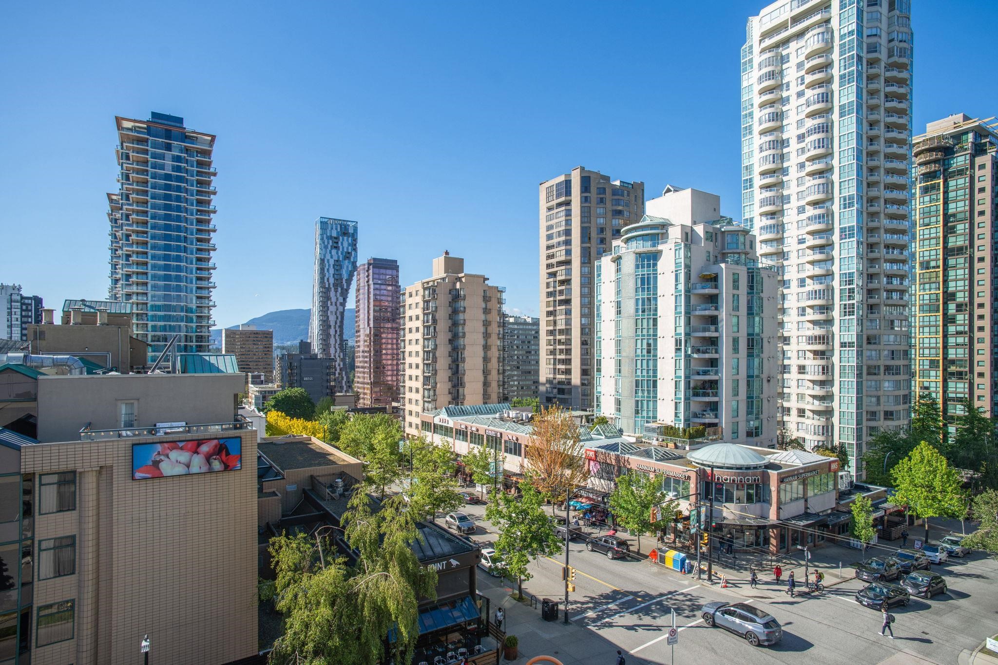 1270 ROBSON STREET