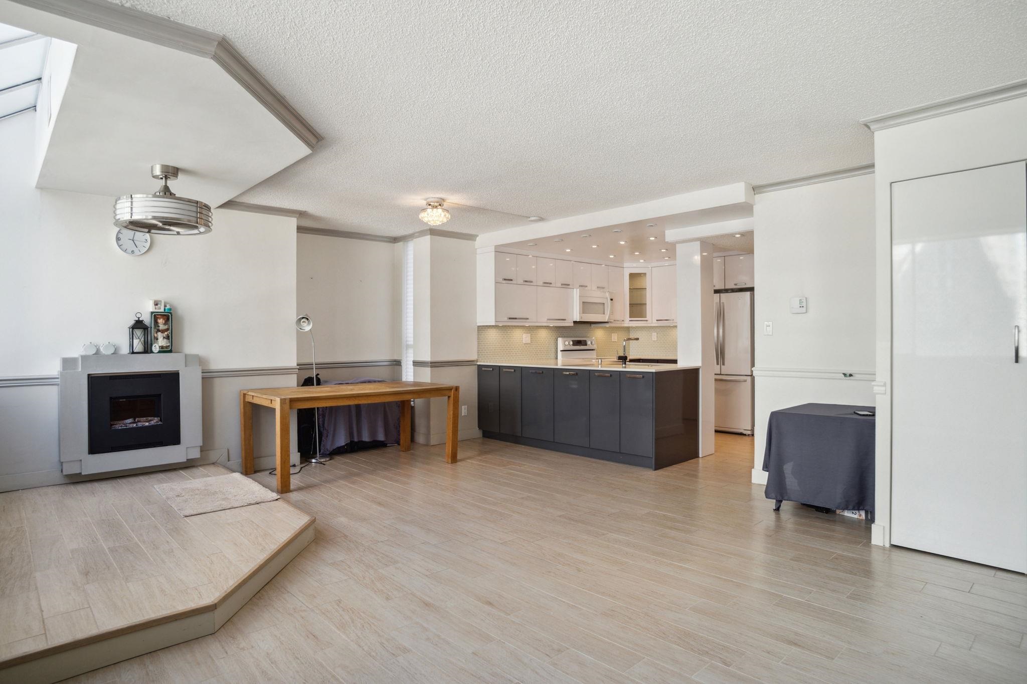 1270 ROBSON STREET