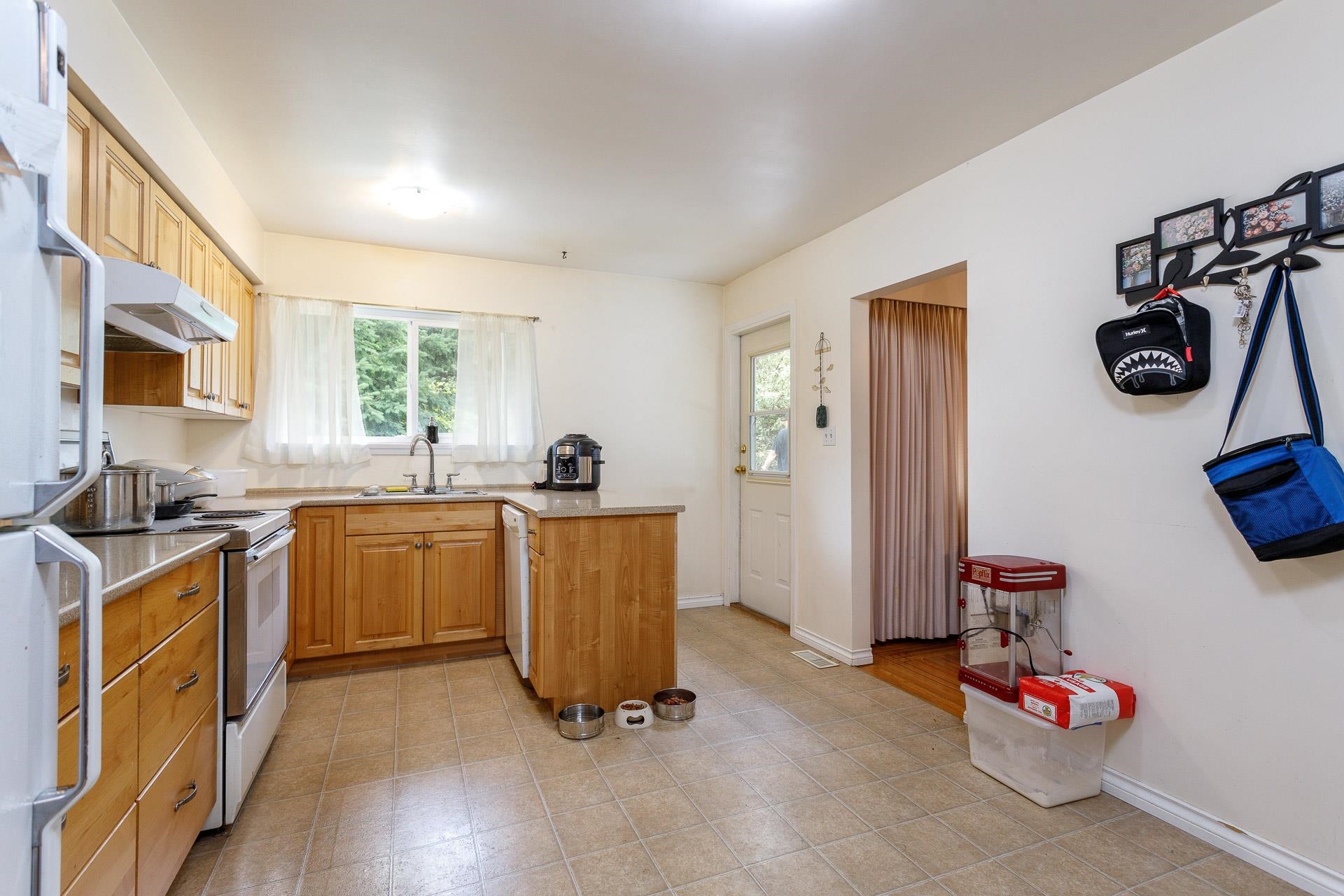 815 SEYMOUR DRIVE
