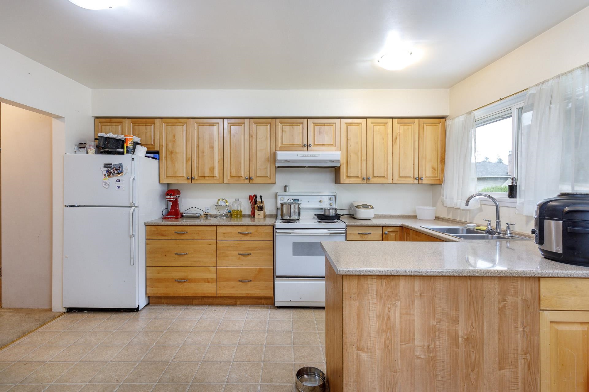 815 SEYMOUR DRIVE