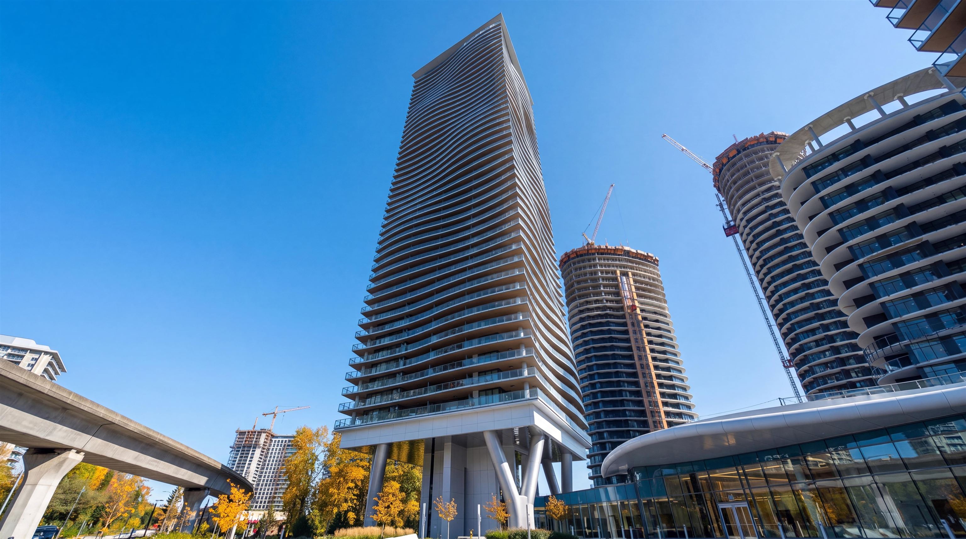 4108 4890 LOUGHEED HIGHWAY