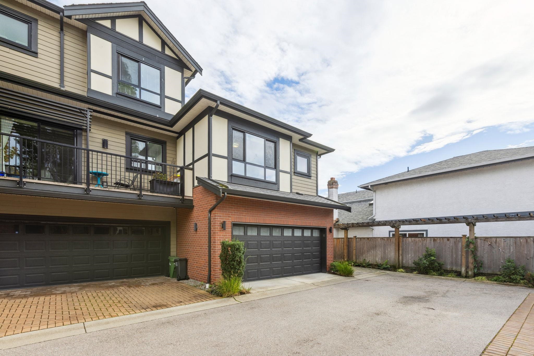 11 10611 GILBERT ROAD