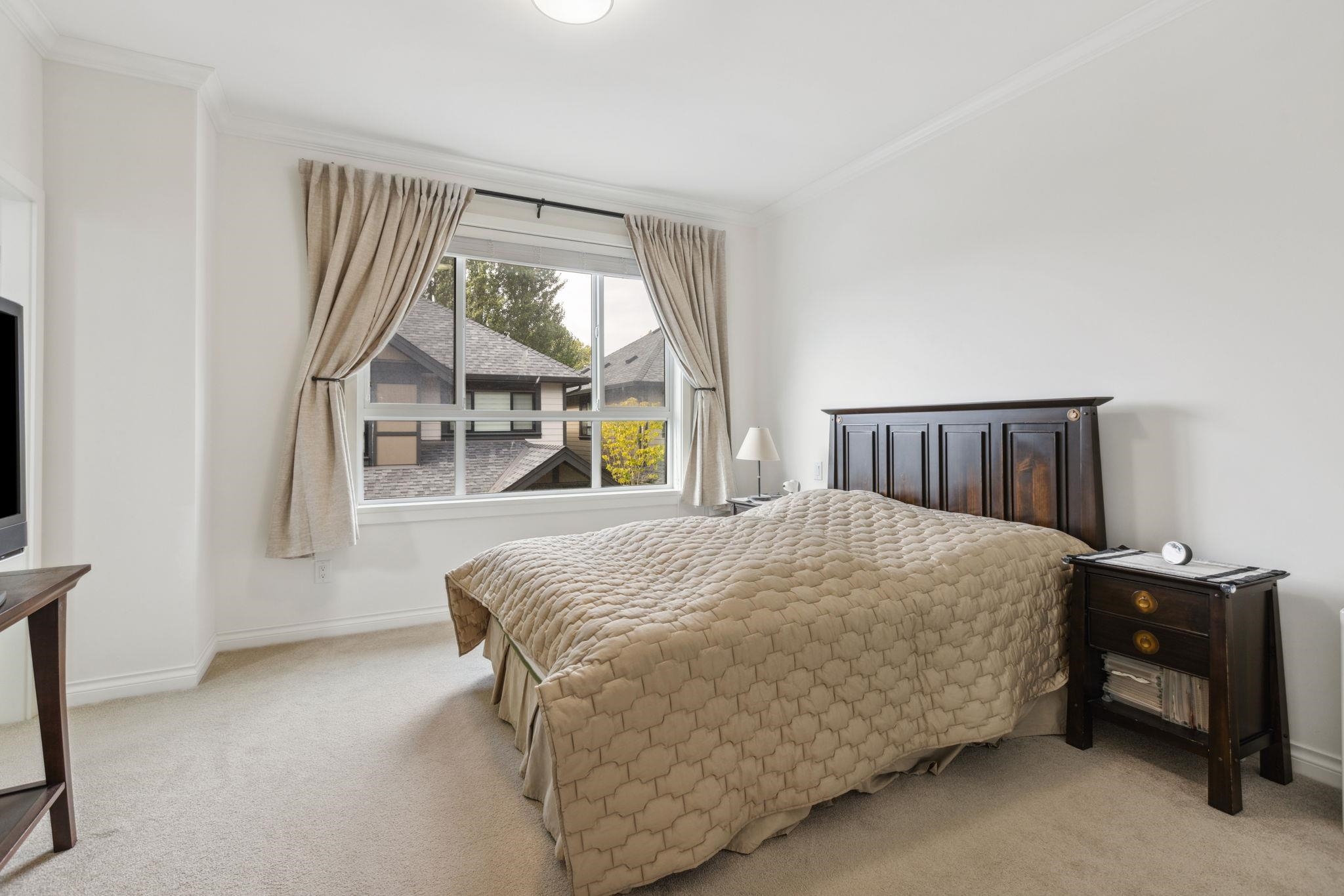11 10611 GILBERT ROAD