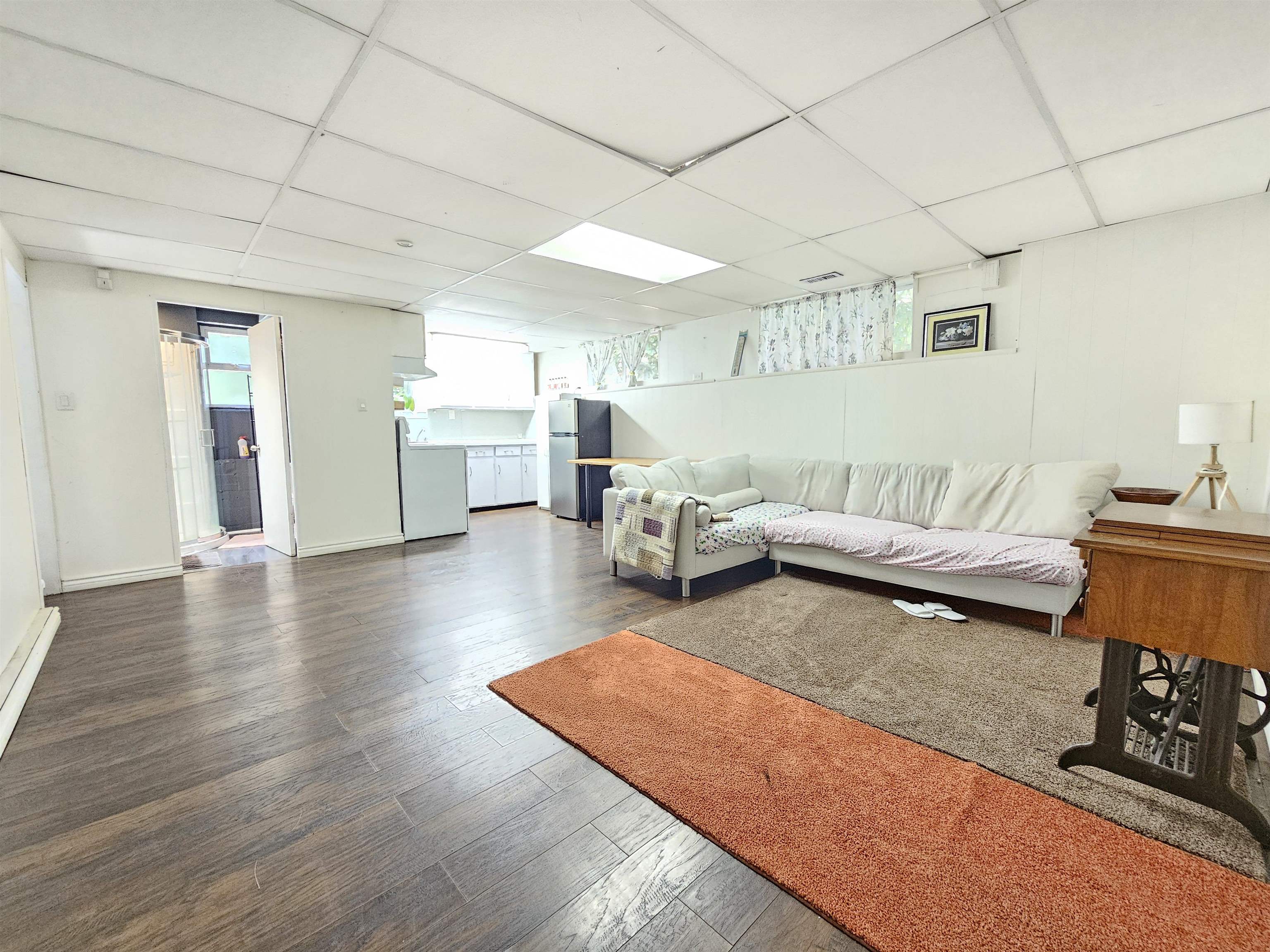 435 E OSBORNE ROAD