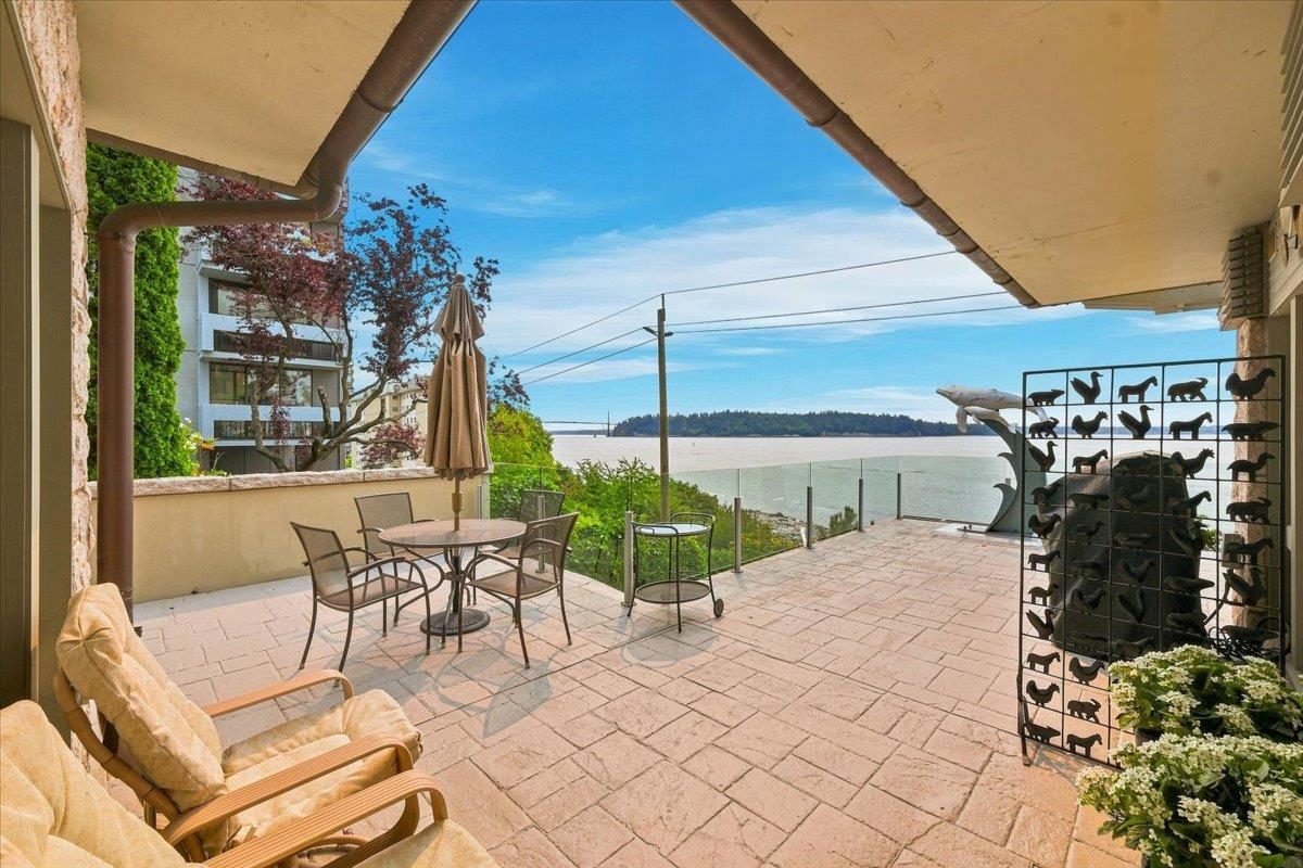 1952 BELLEVUE AVENUE