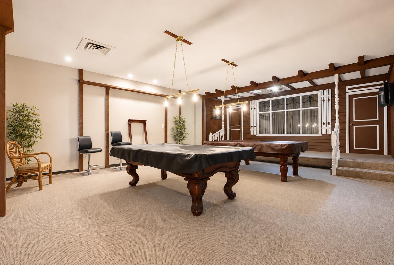 1701 3755 BARTLETT COURT