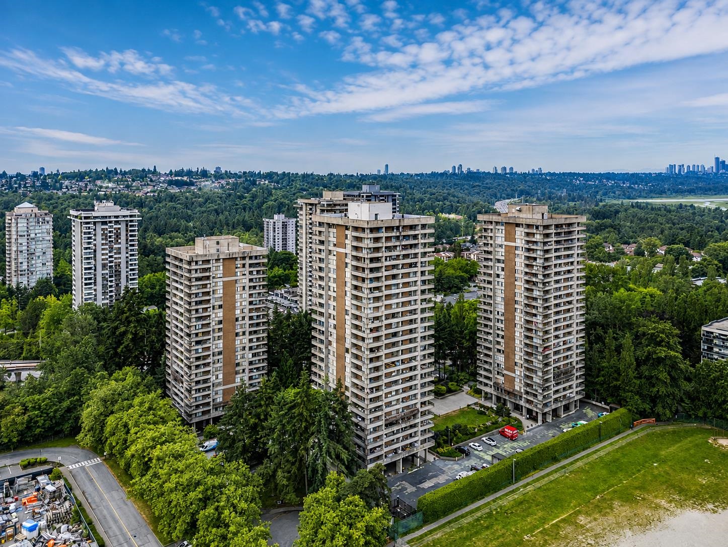 1701 3755 BARTLETT COURT