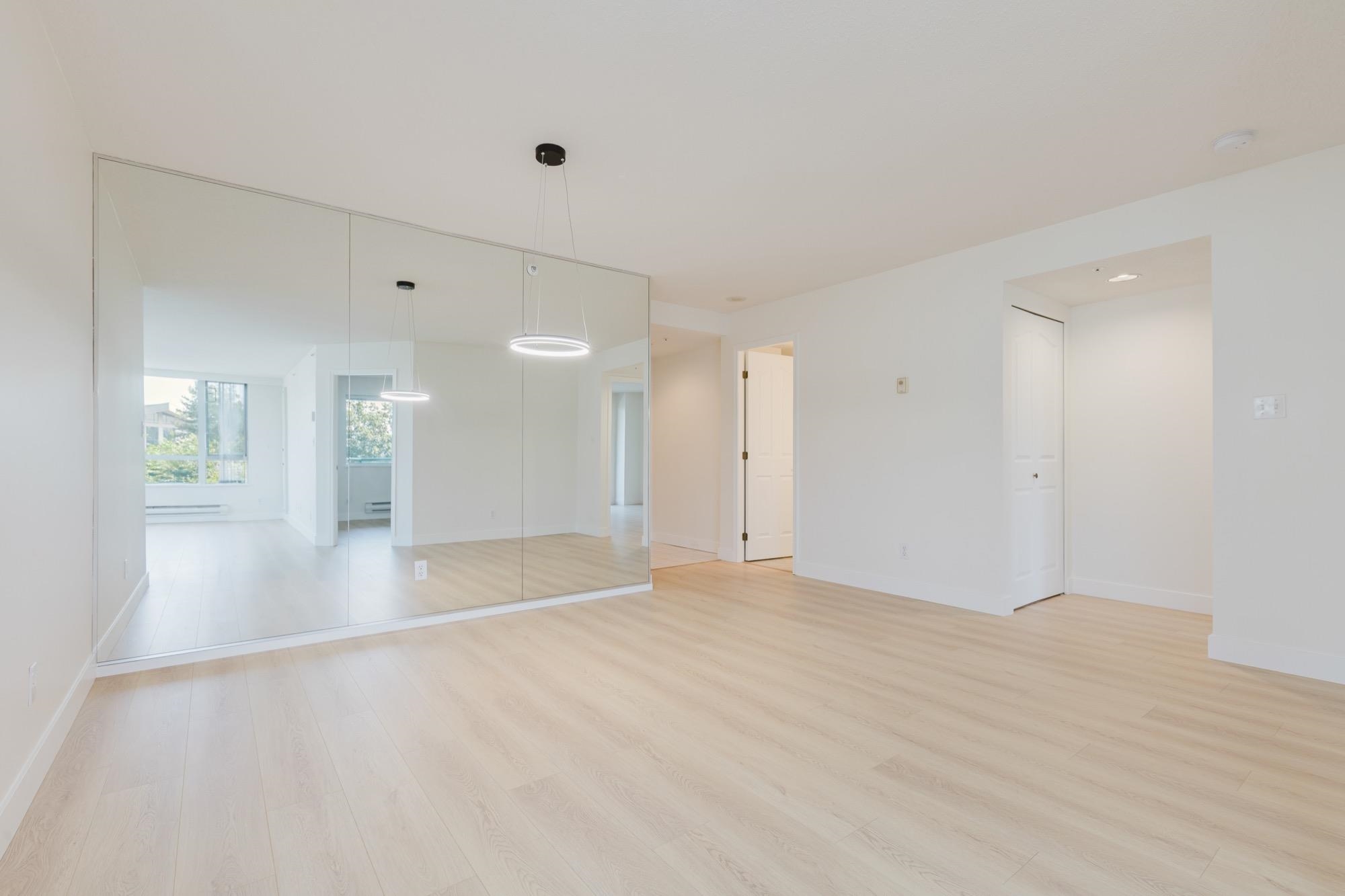 304 3190 GLADWIN ROAD
