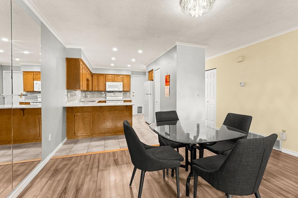 24 1190 FALCON DRIVE