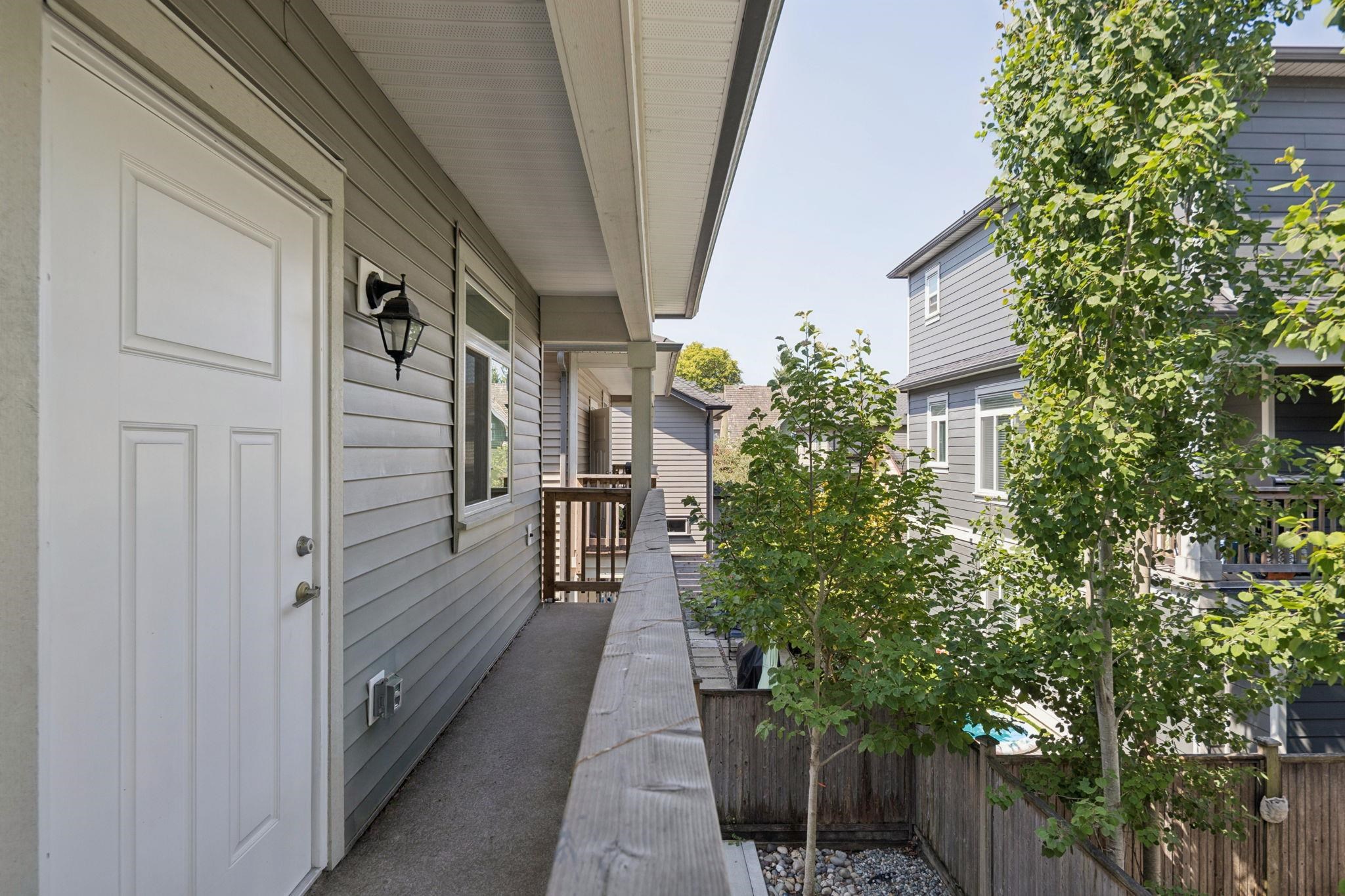 4855 ELLIS LANE