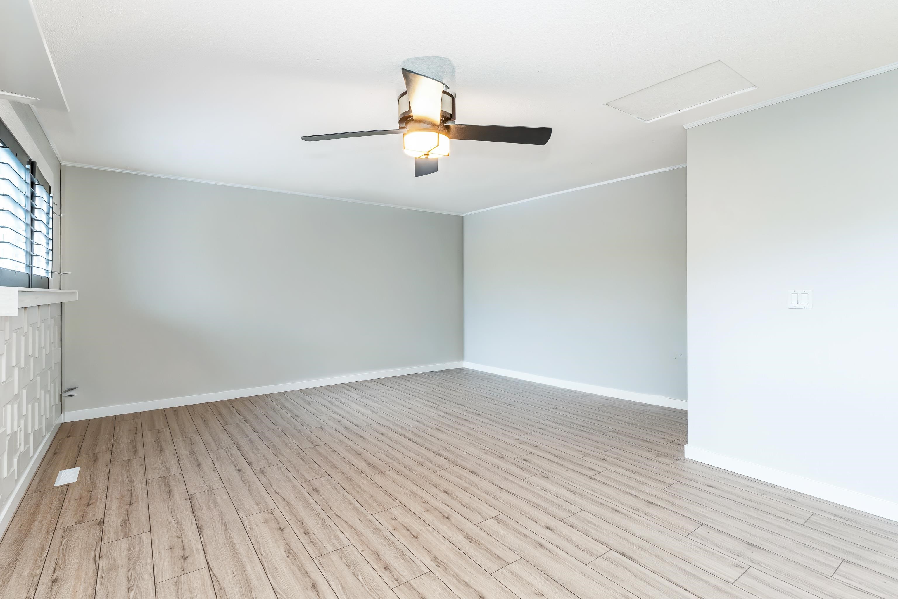 7655 WOODCOCK CRESCENT