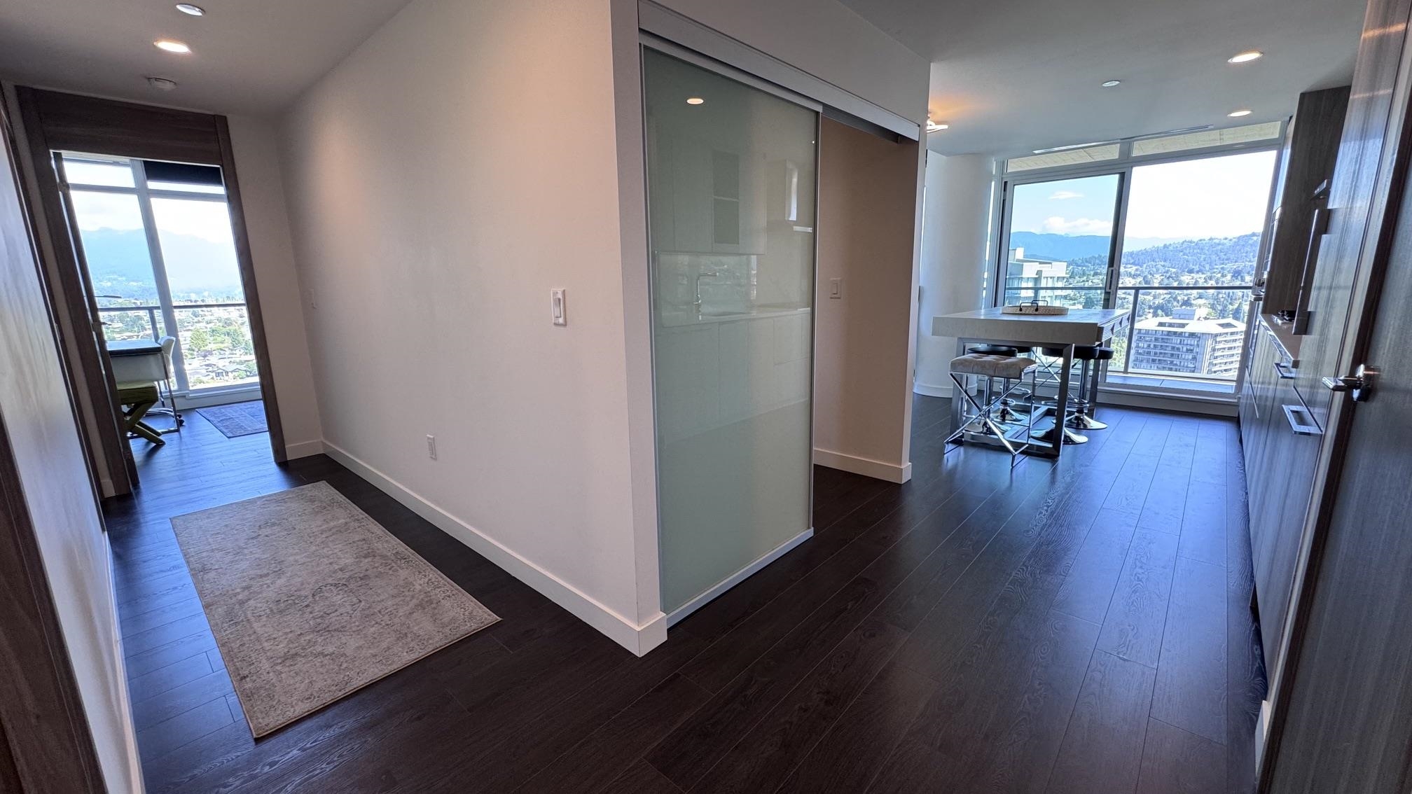 2804 4880 LOUGHEED HIGHWAY