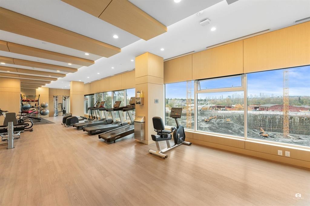 2804 4880 LOUGHEED HIGHWAY