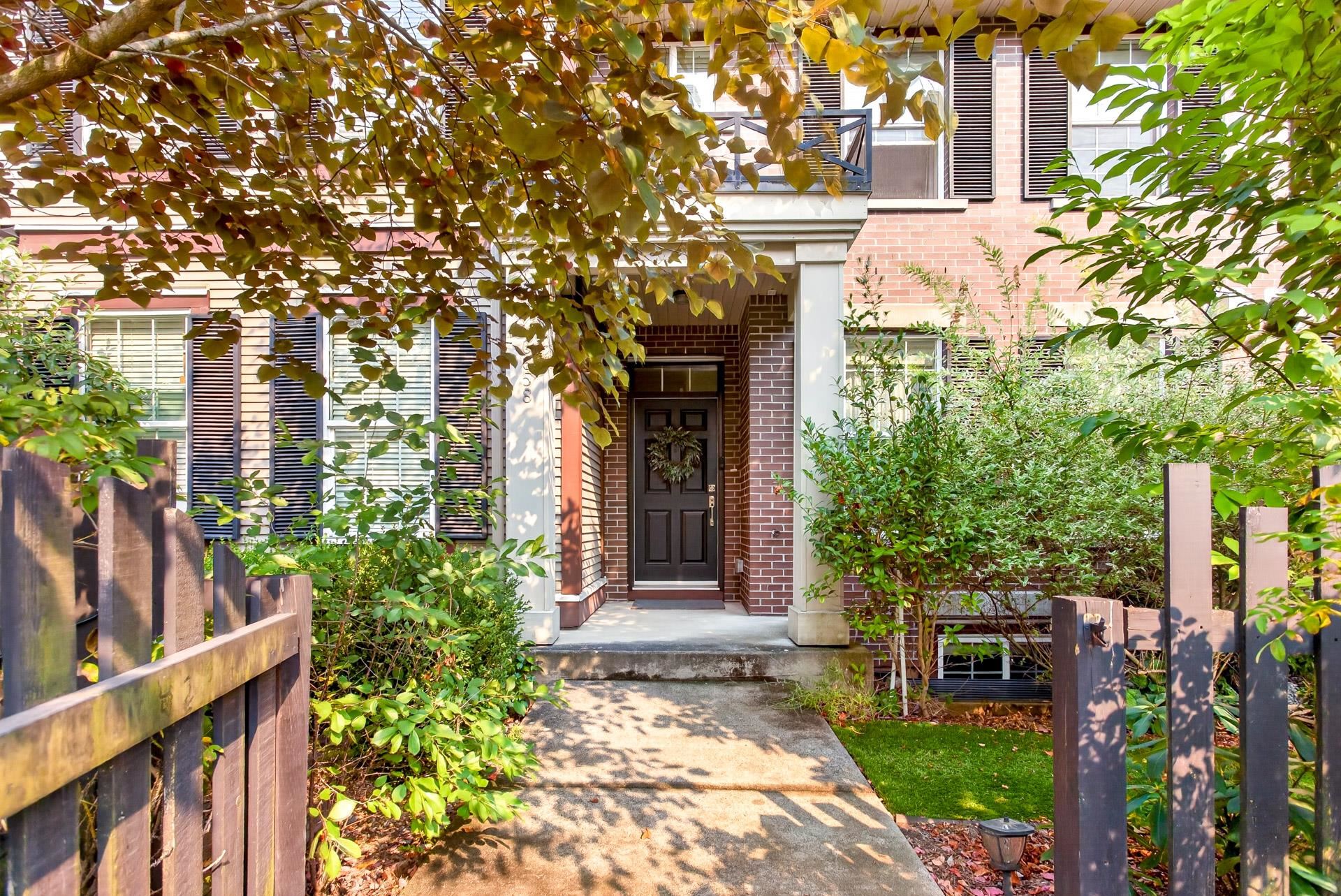 6858 208 STREET