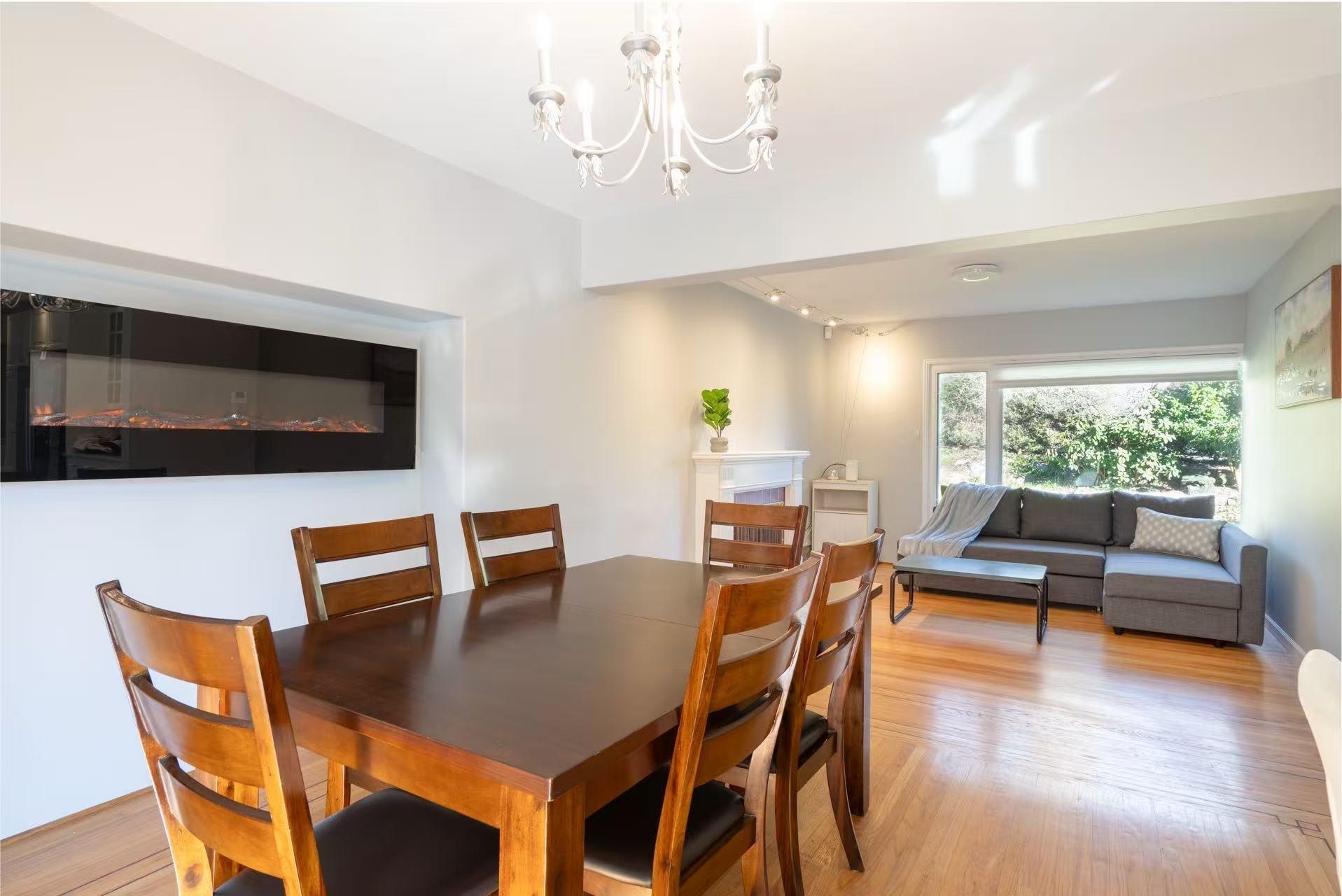 5951 DUNBAR STREET