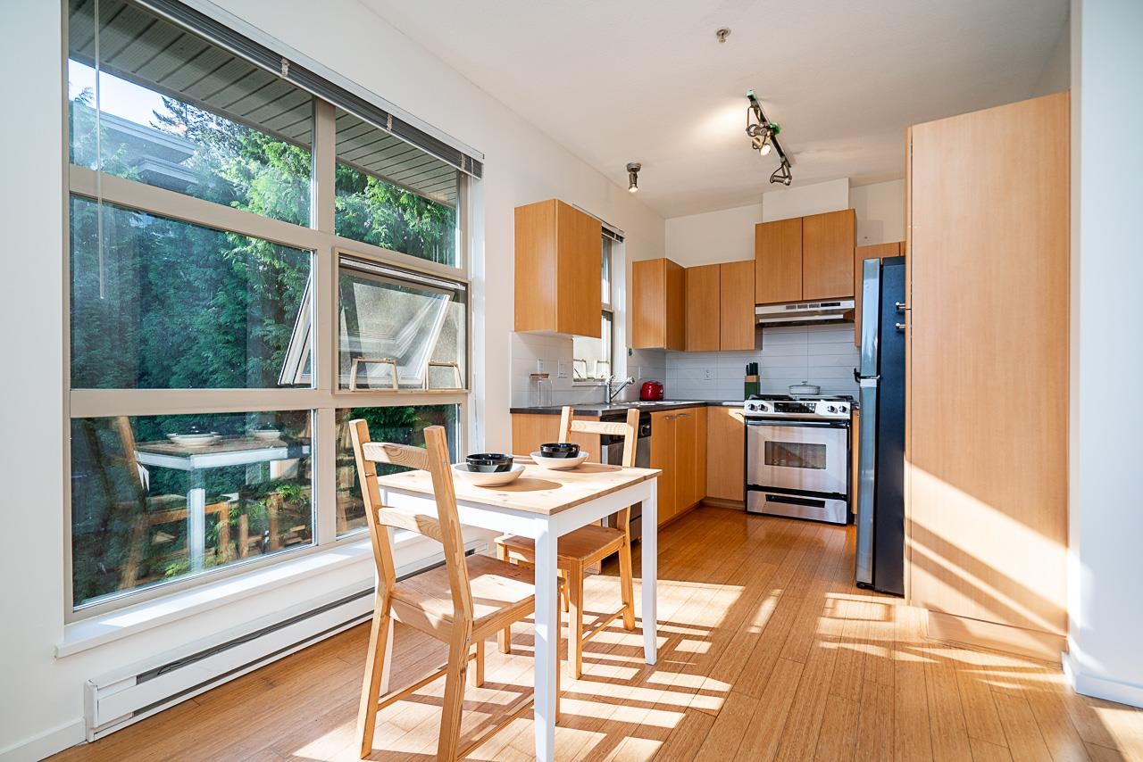 516 9319 UNIVERSITY CRESCENT
