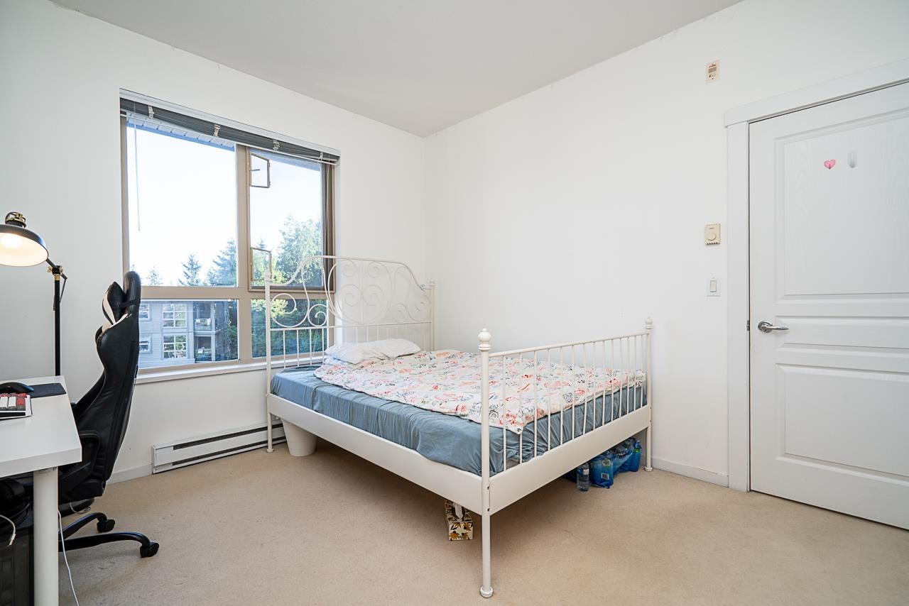 516 9319 UNIVERSITY CRESCENT