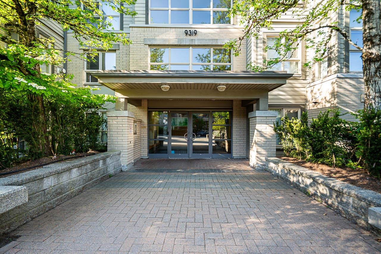 516 9319 UNIVERSITY CRESCENT