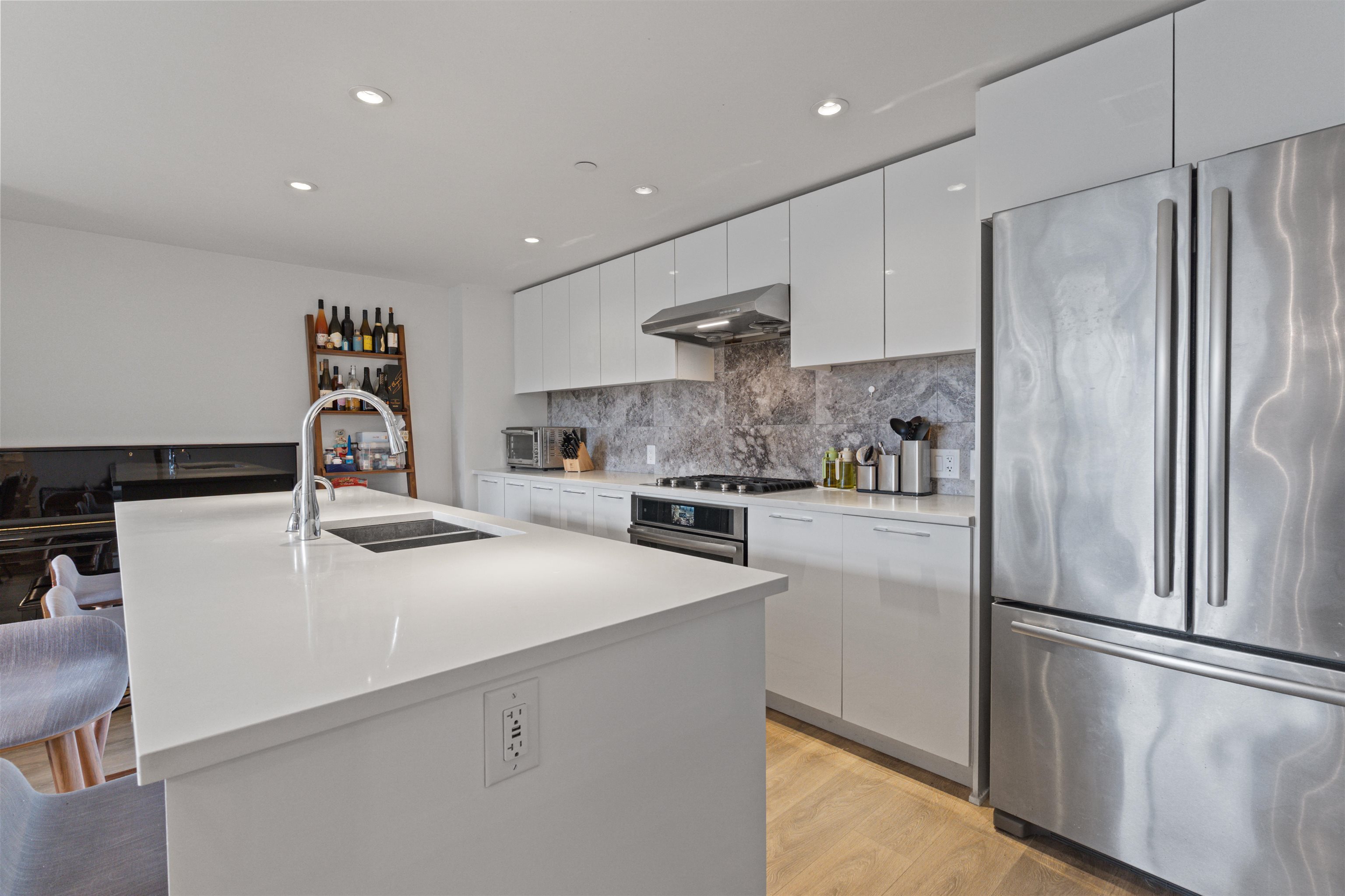 TH112 3565 SAWMILL CRESCENT