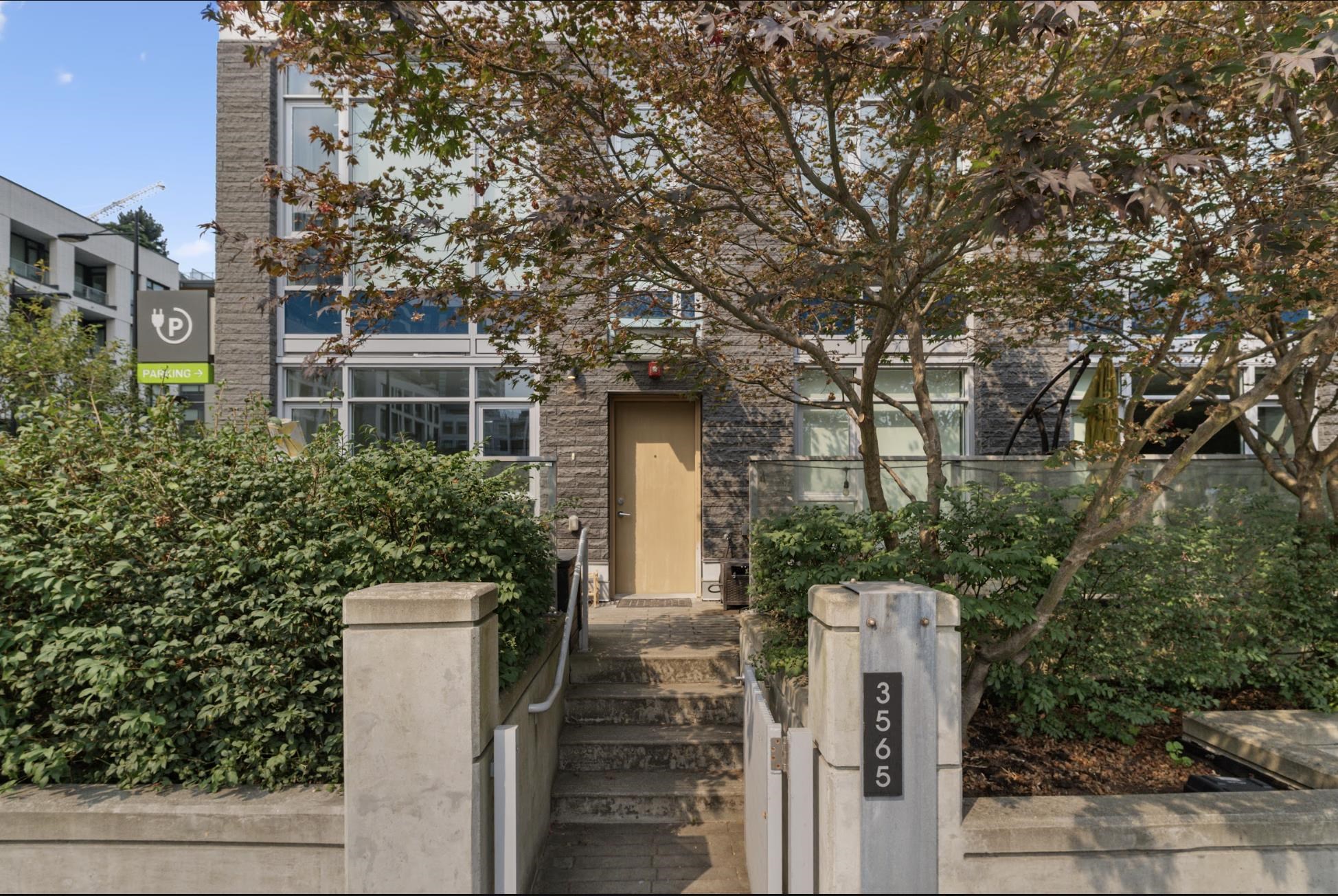 TH112 3565 SAWMILL CRESCENT
