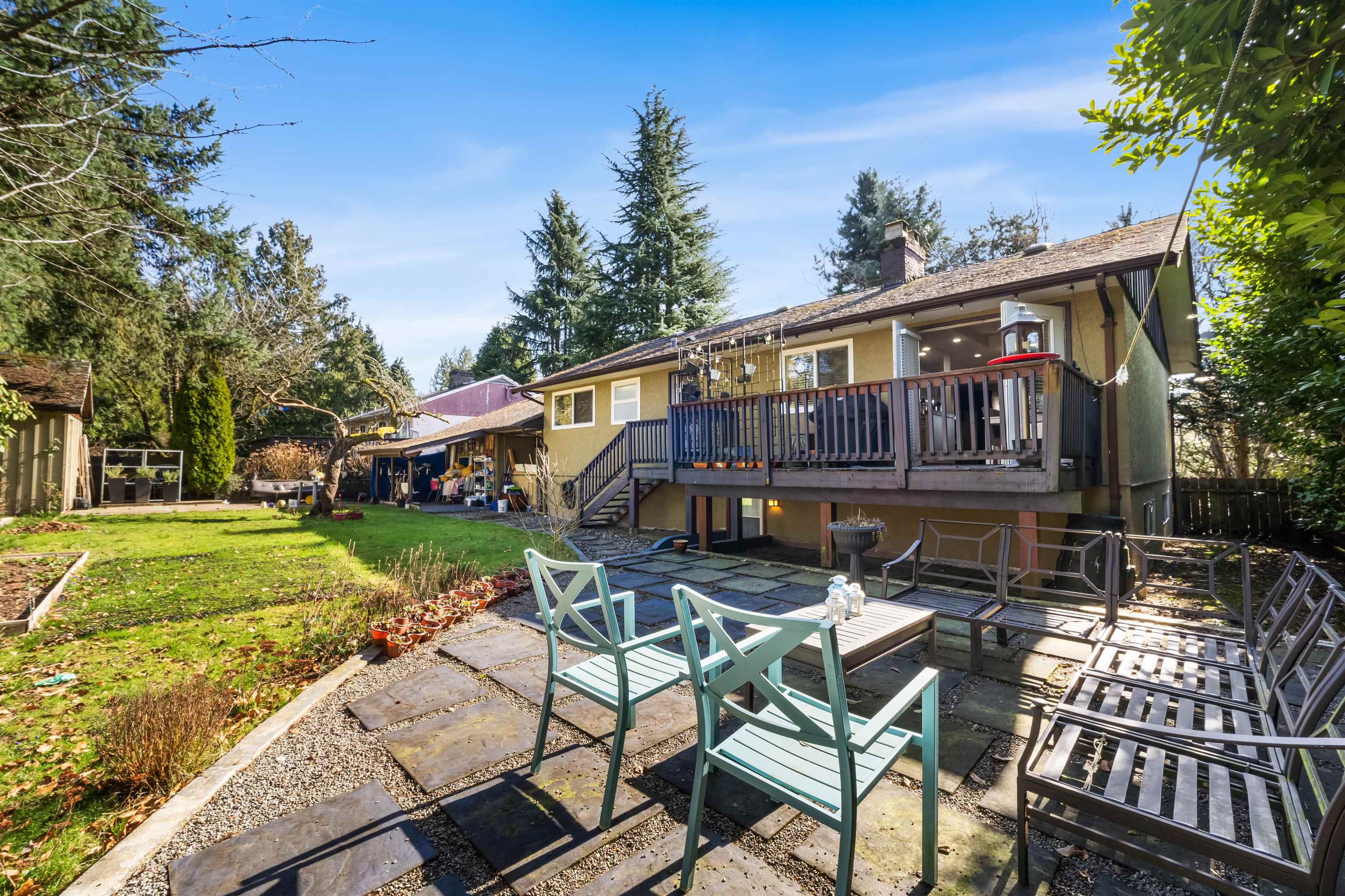 521 BROOKMERE AVENUE