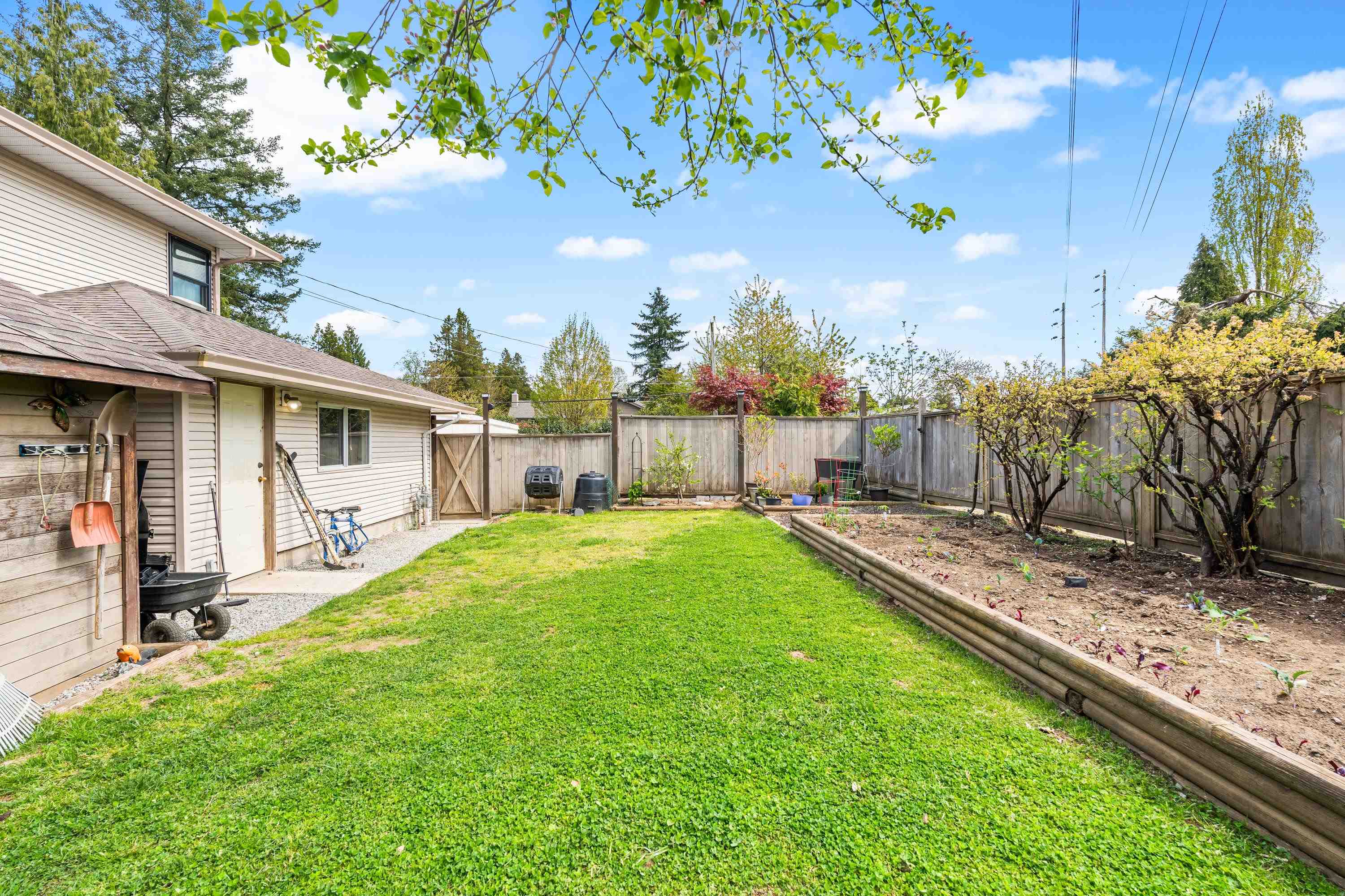 12019 206 STREET