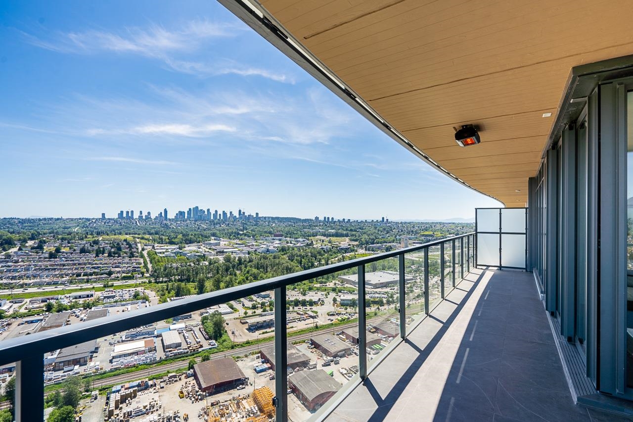 3907 4890 LOUGHEED HIGHWAY