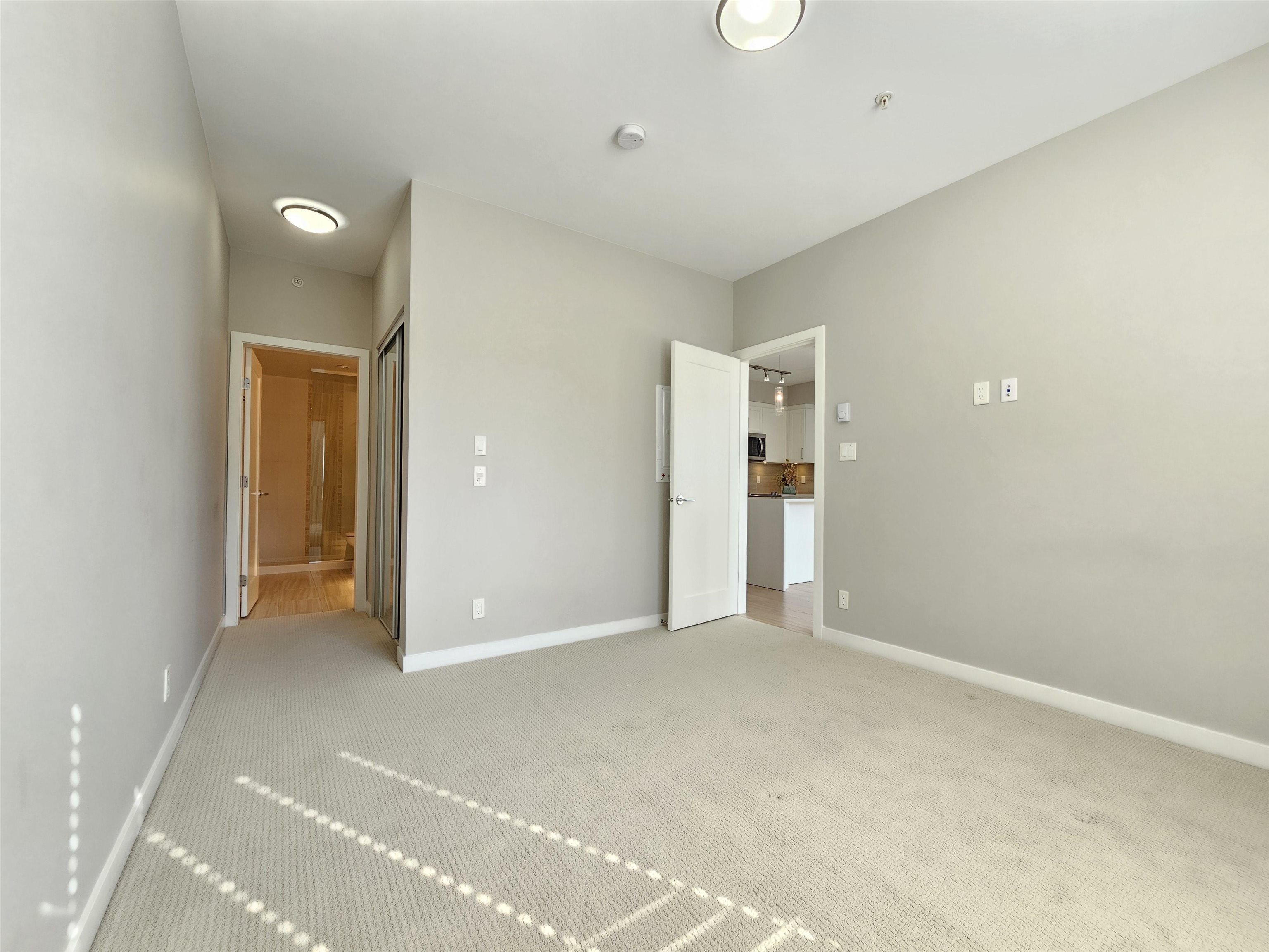 E208 20211 66 AVENUE