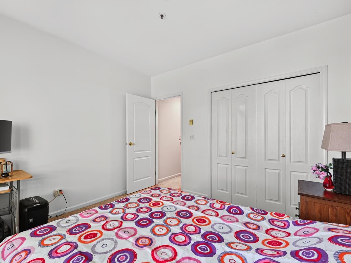 208 7600 MOFFATT RD