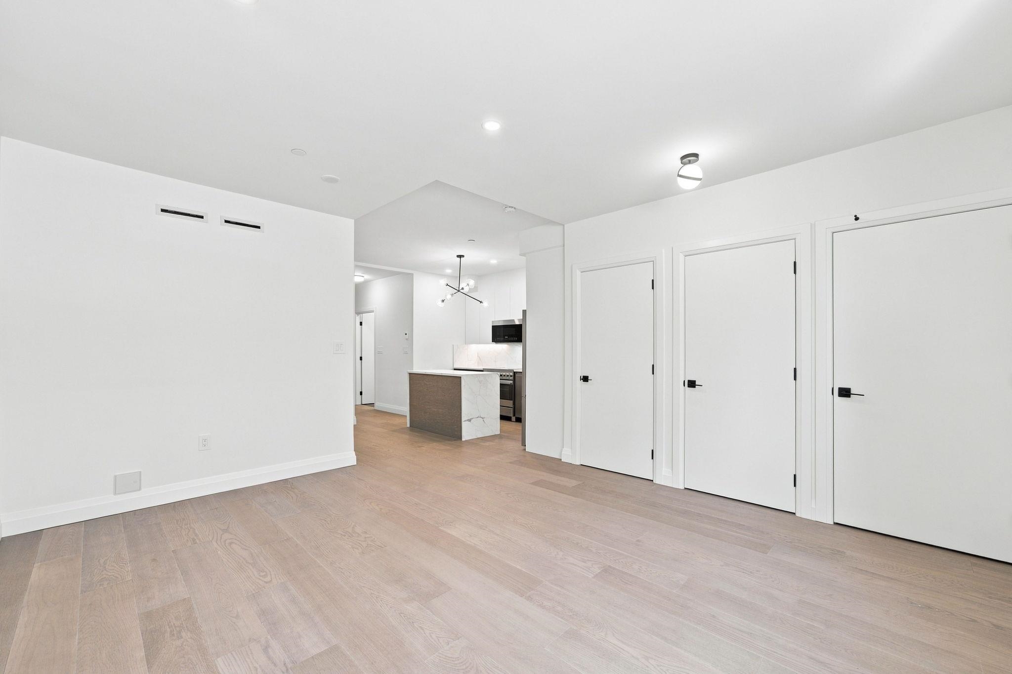 6166 GRANVILLE STREET