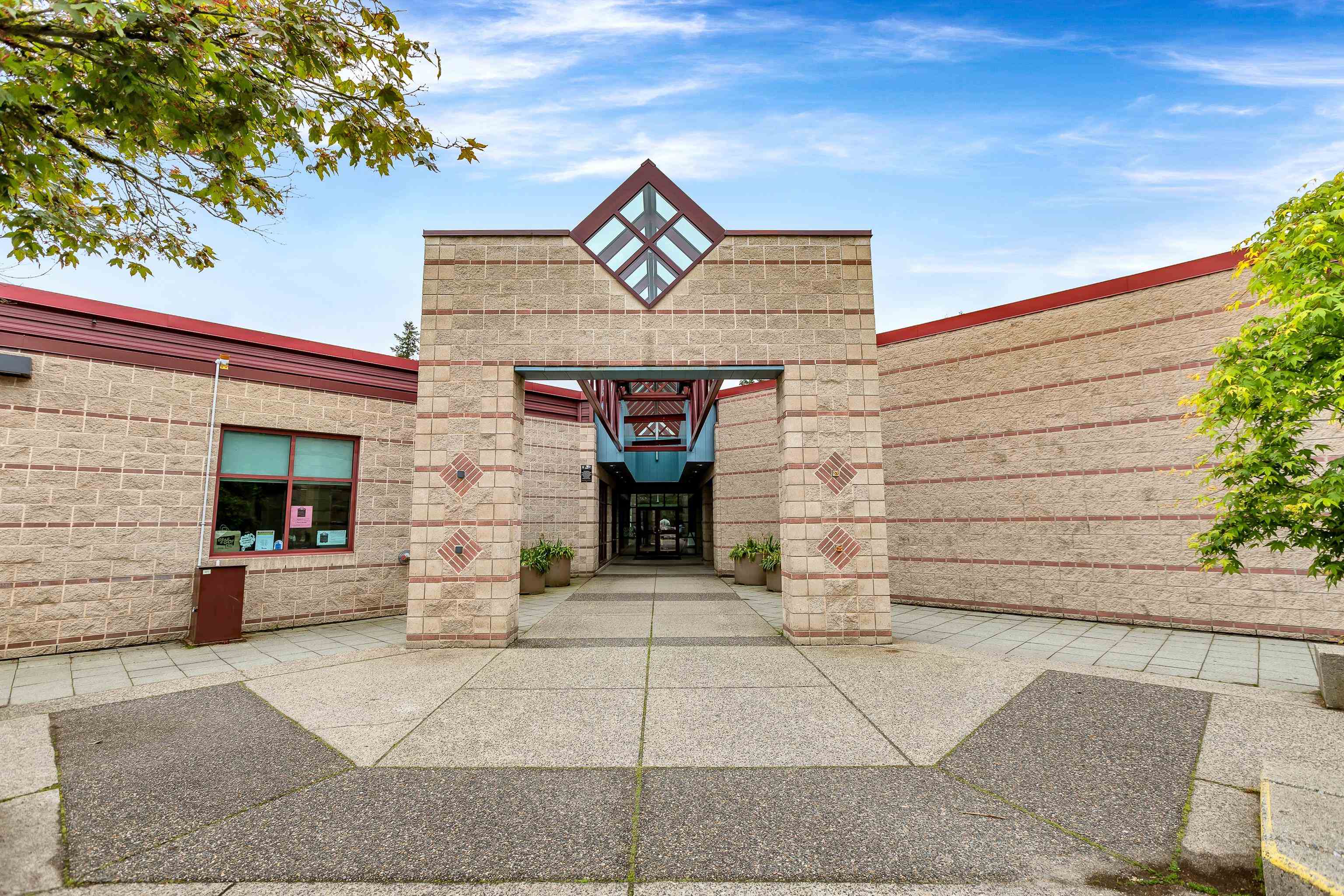 11 9045 WALNUT GROVE DRIVE
