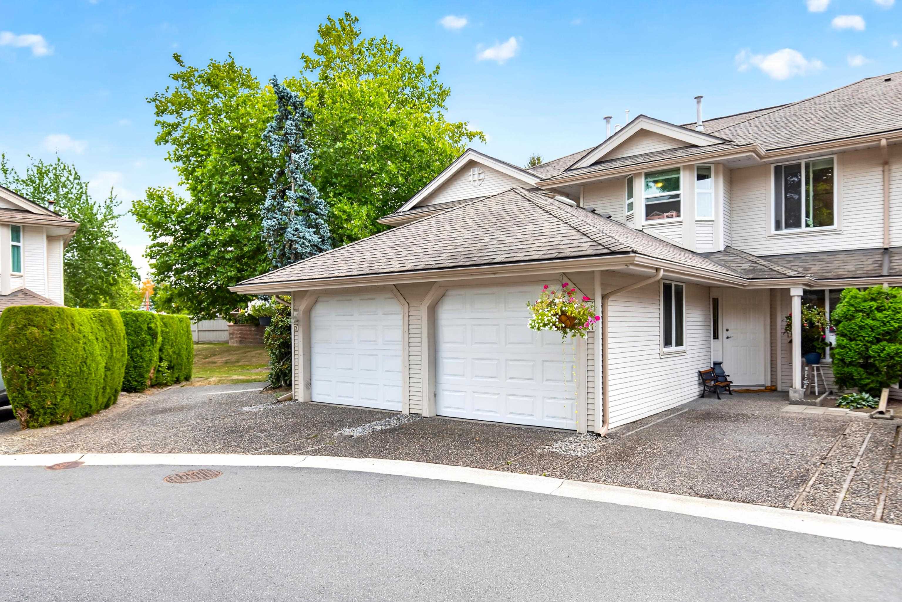 11 9045 WALNUT GROVE DRIVE
