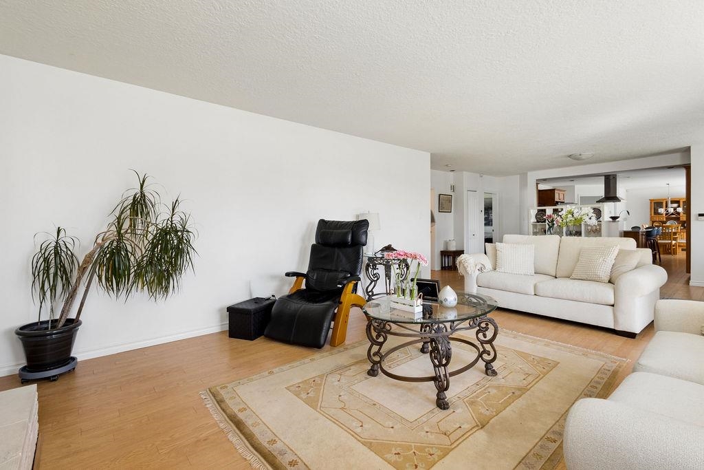 1005 WESTMOUNT DRIVE