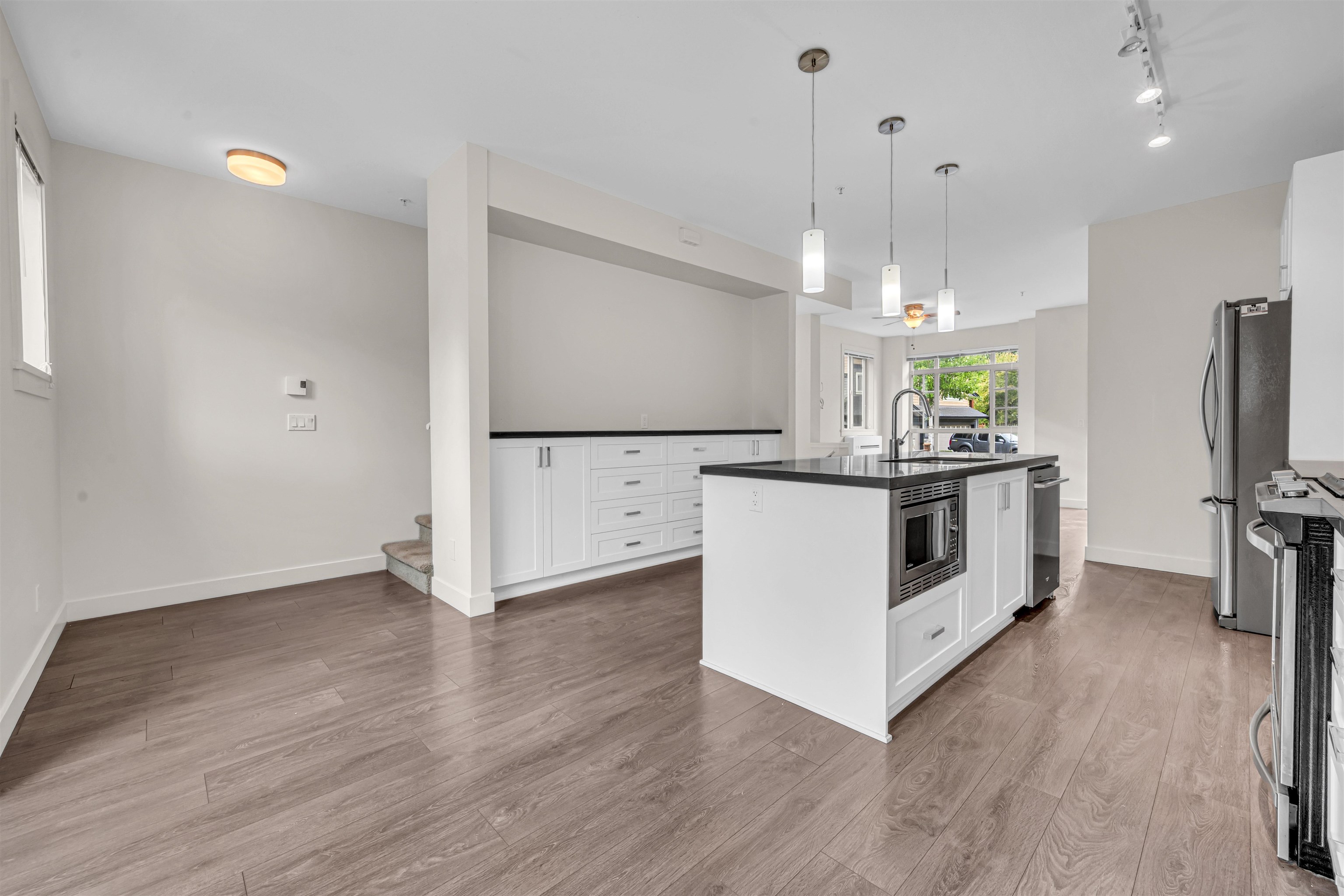 57 11305 240 STREET