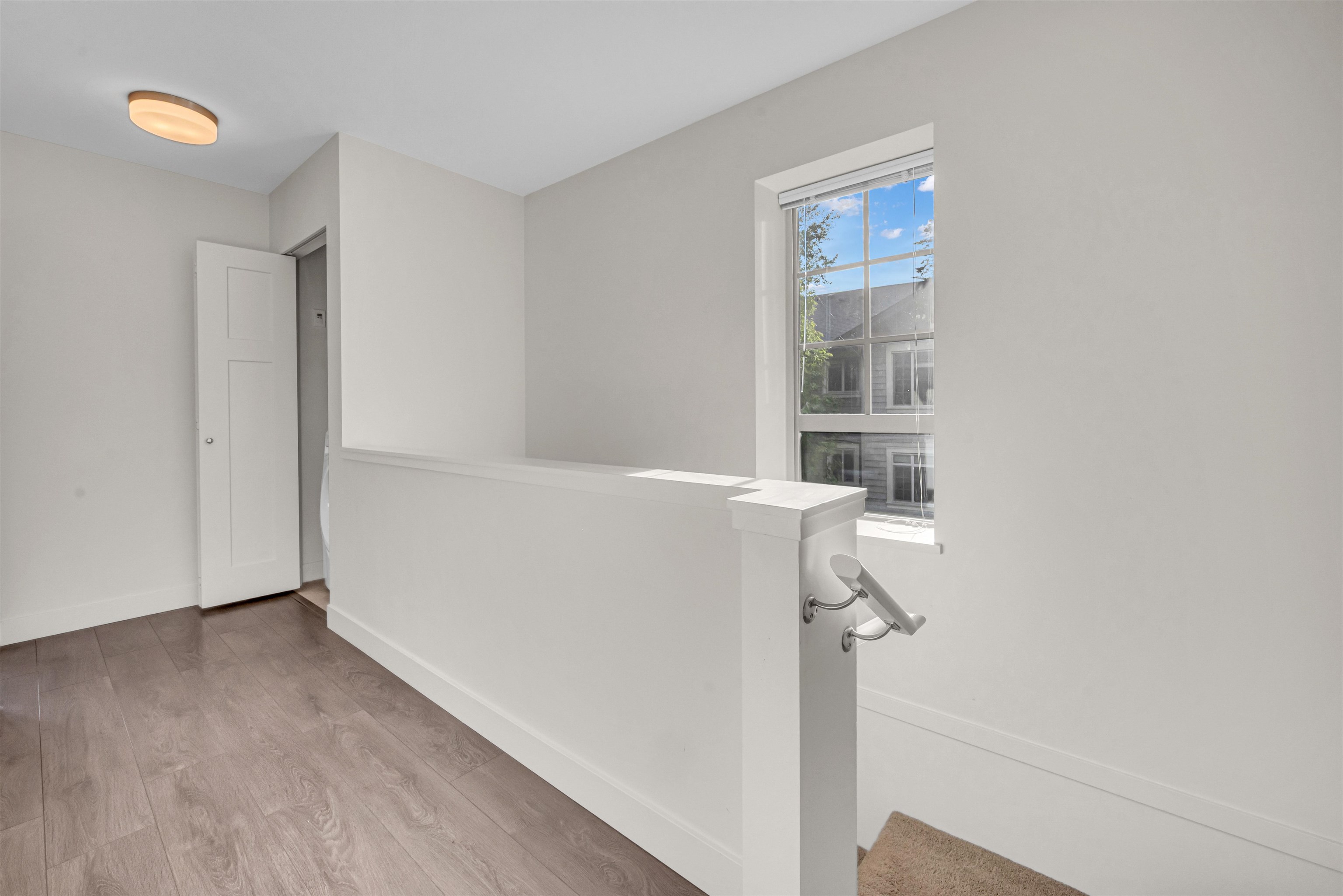 57 11305 240 STREET