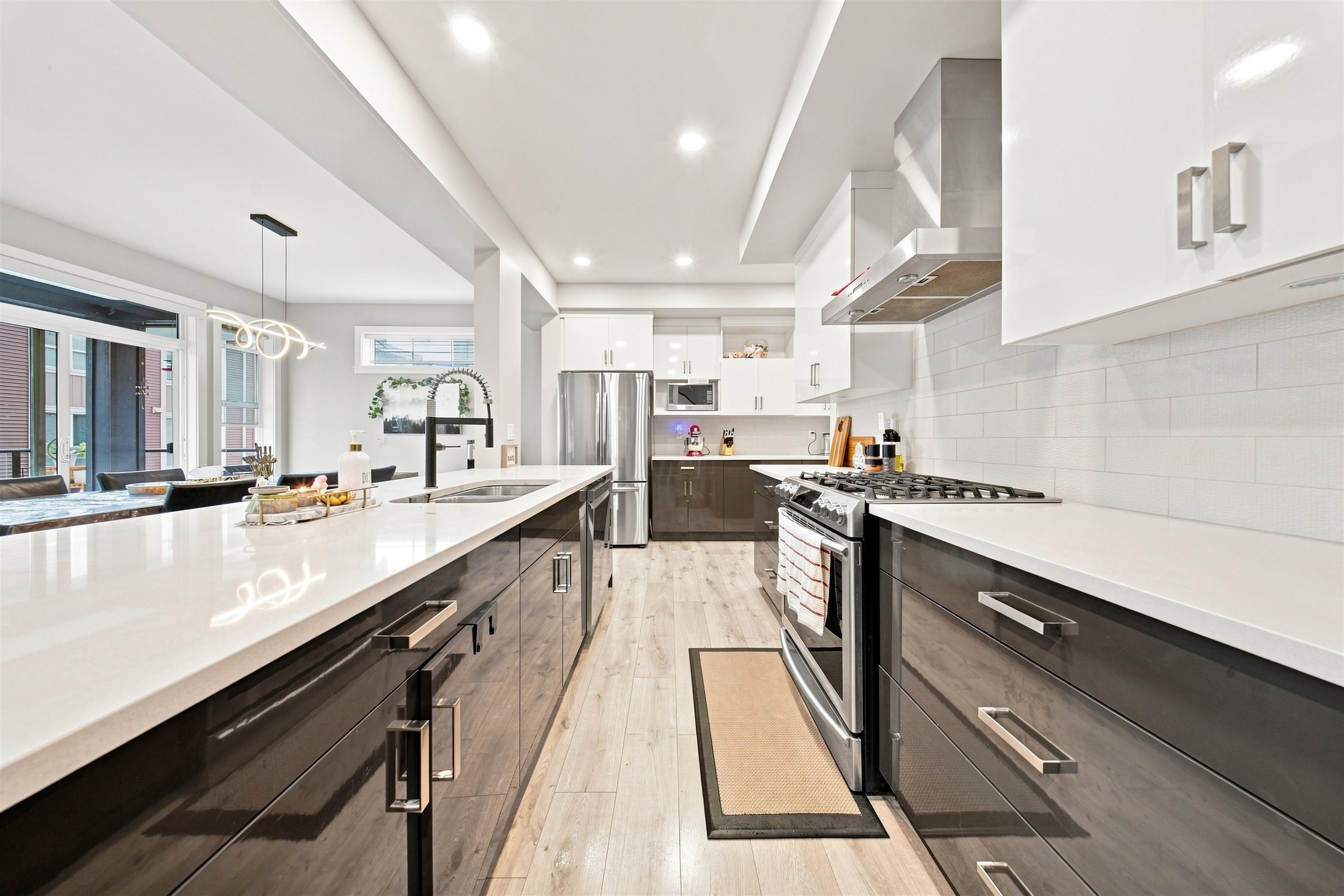 45558 MEADOWBROOK DRIVE
