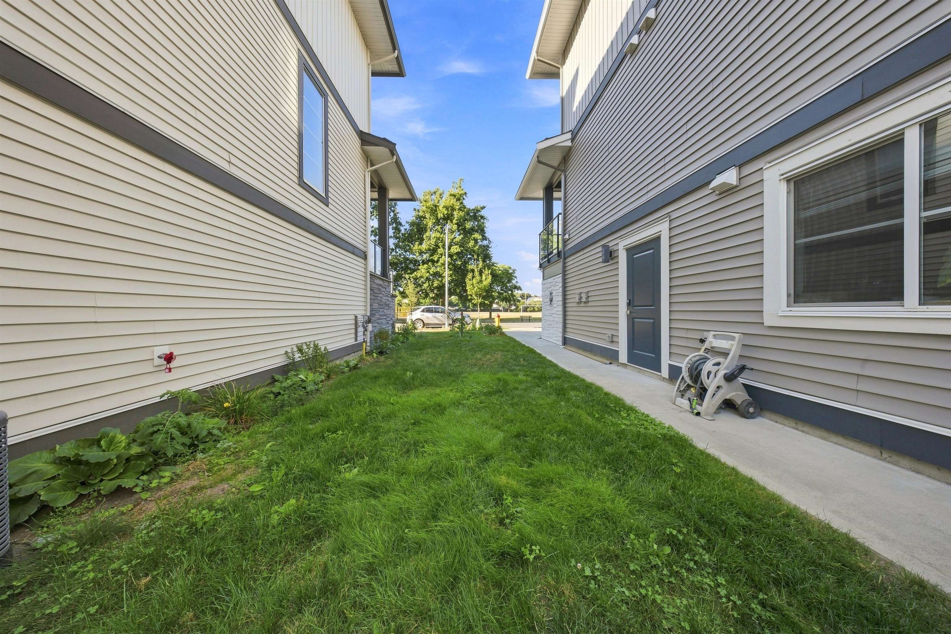 45558 MEADOWBROOK DRIVE