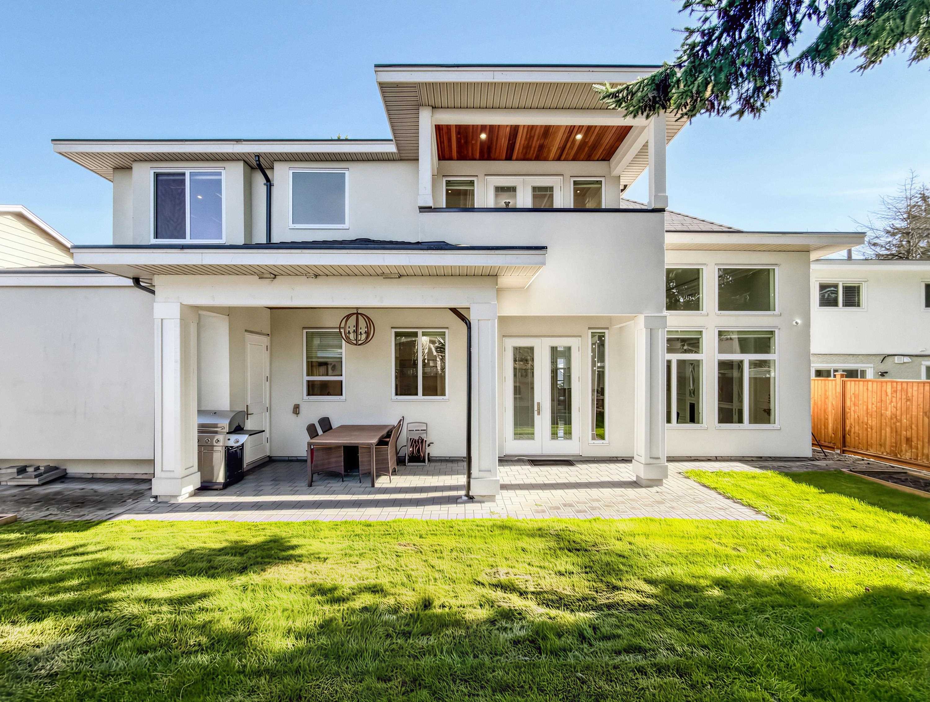 6220 YEATS CRESCENT