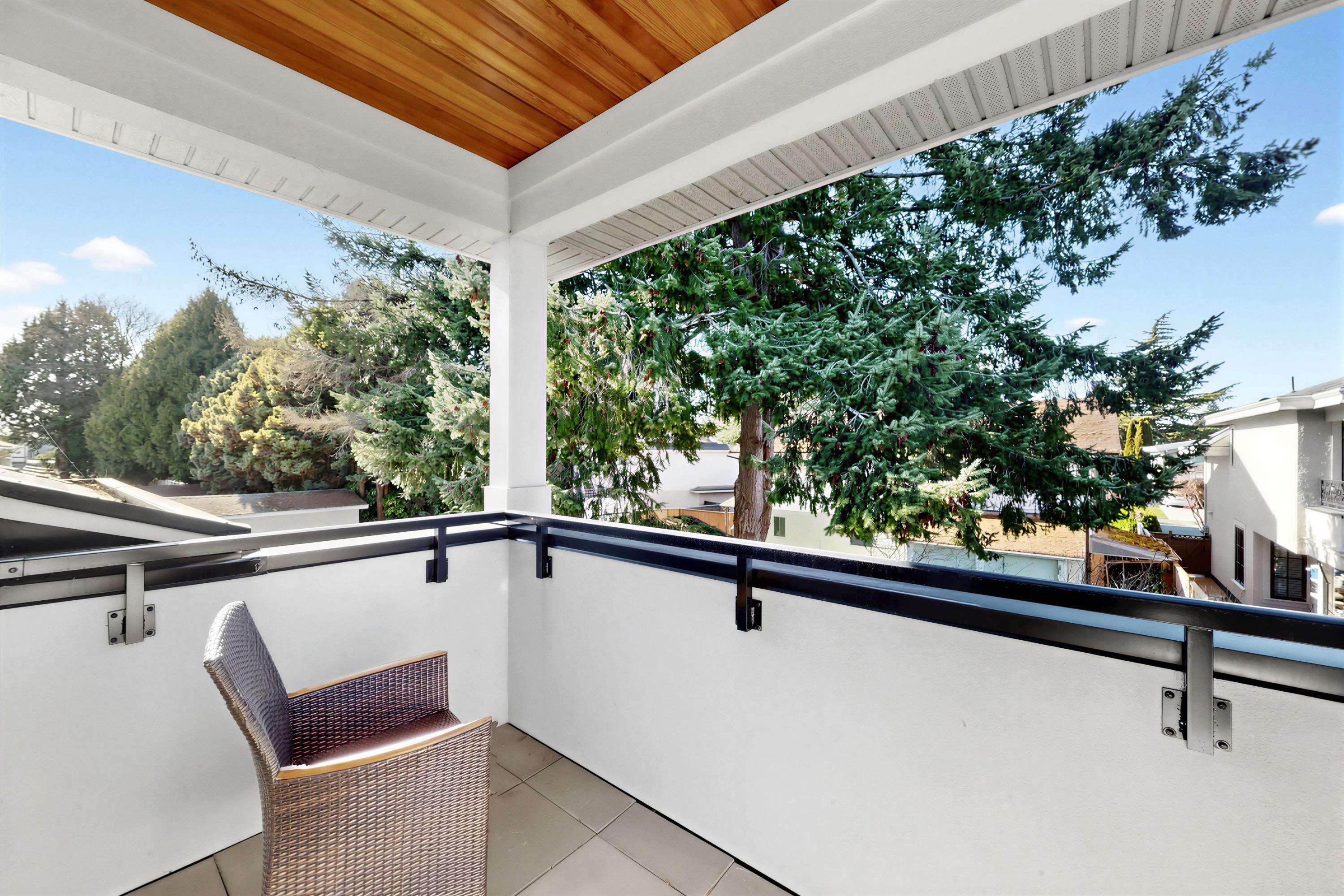 6220 YEATS CRESCENT