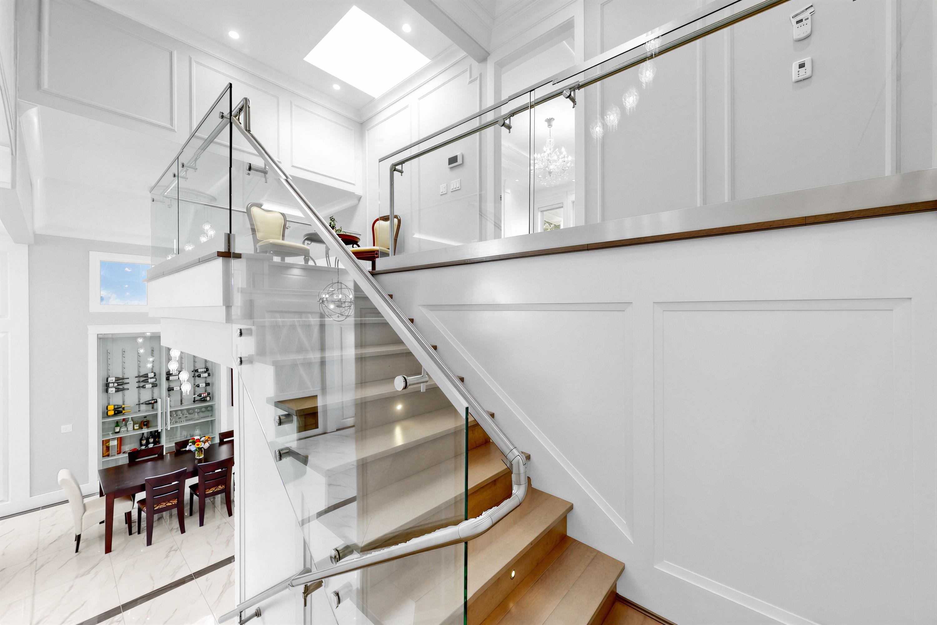 6220 YEATS CRESCENT