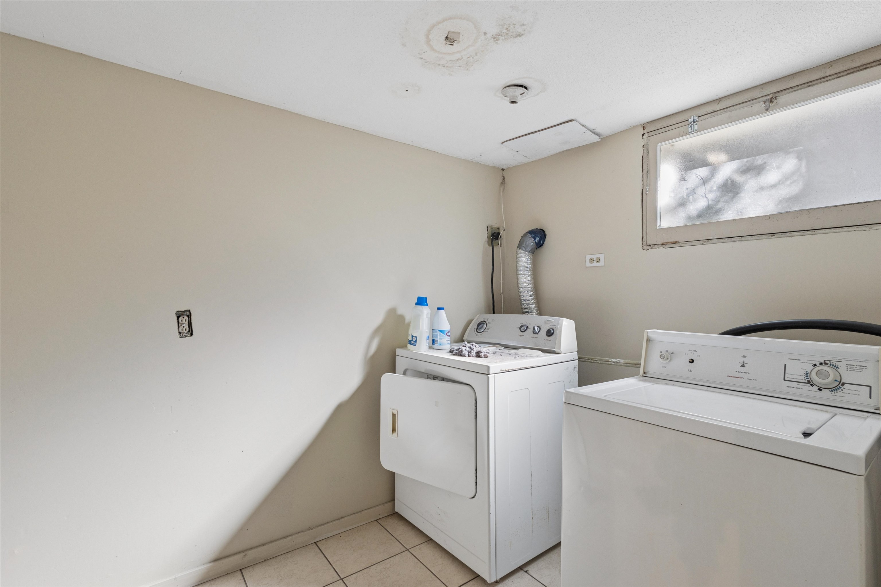 1441 W 49TH AVENUE