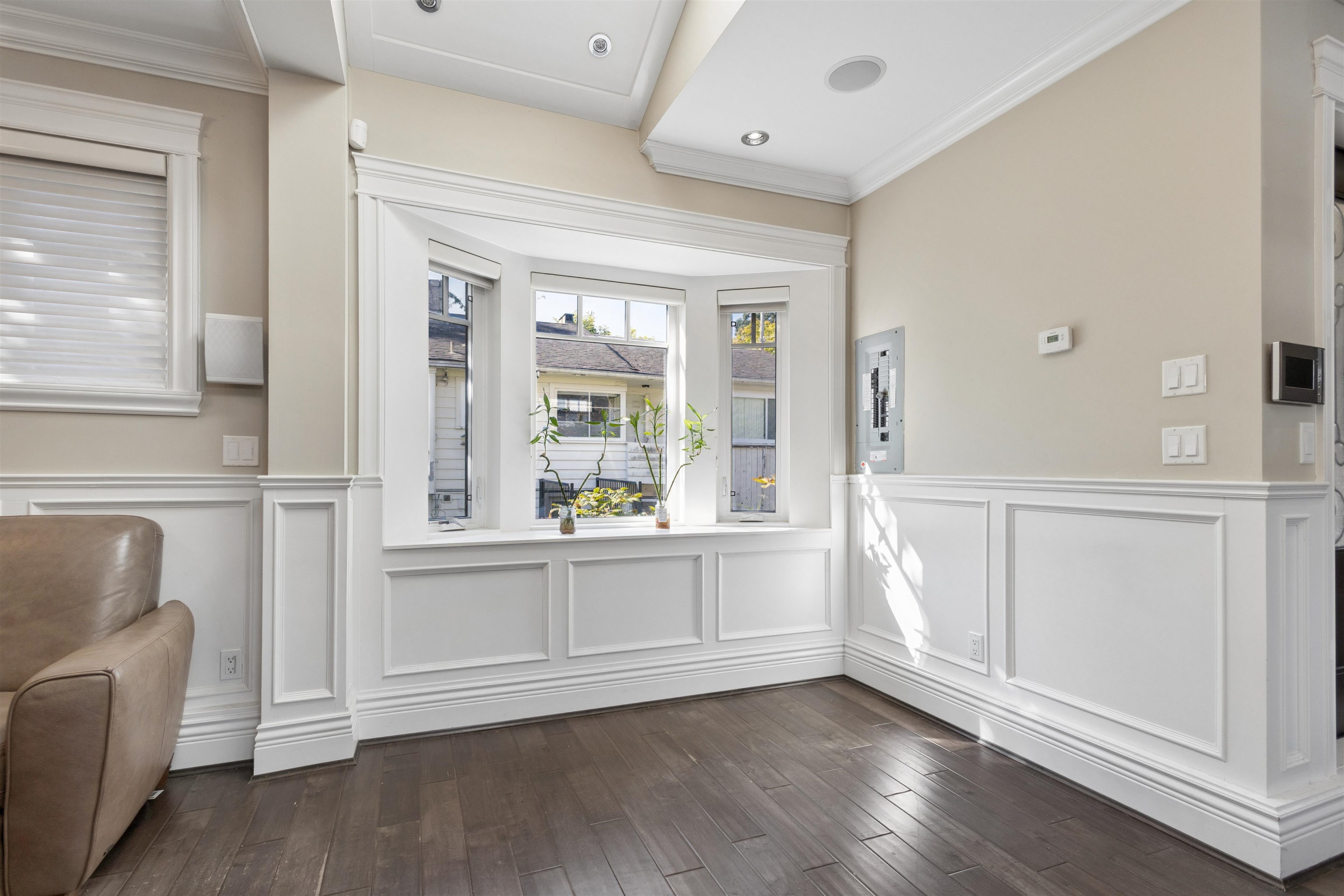 1441 W 49TH AVENUE